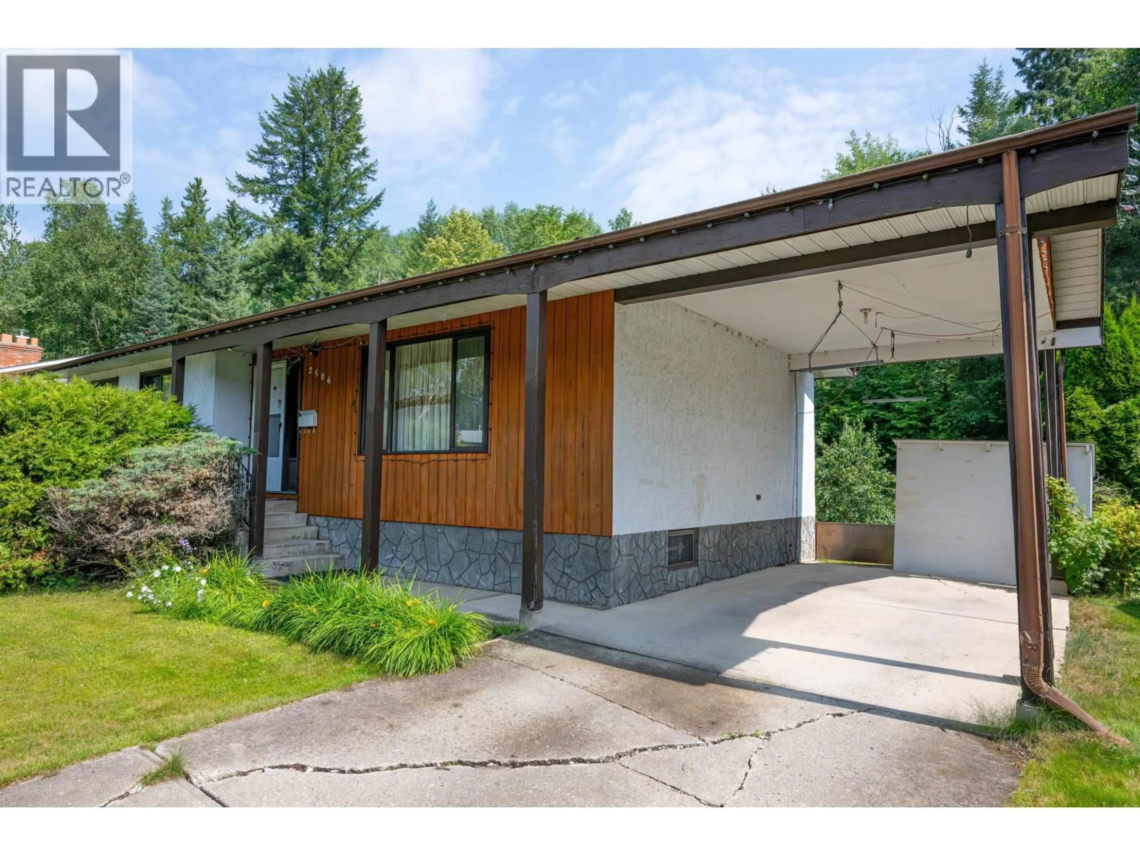 Unknown for 2586 MOSS AVENUE, Prince George British Columbia V2L5J3