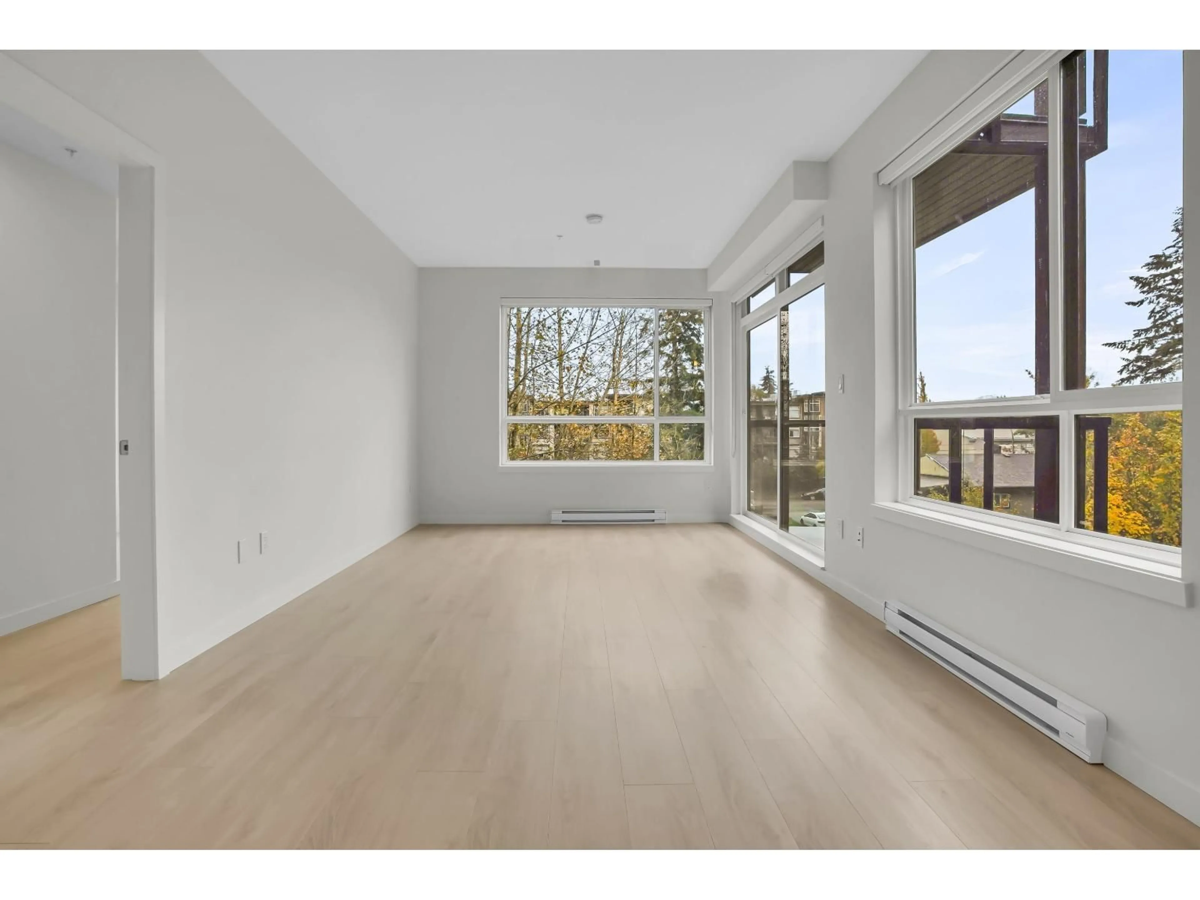 A pic of a room for E318 - 13858 108, Surrey British Columbia V3T0T9