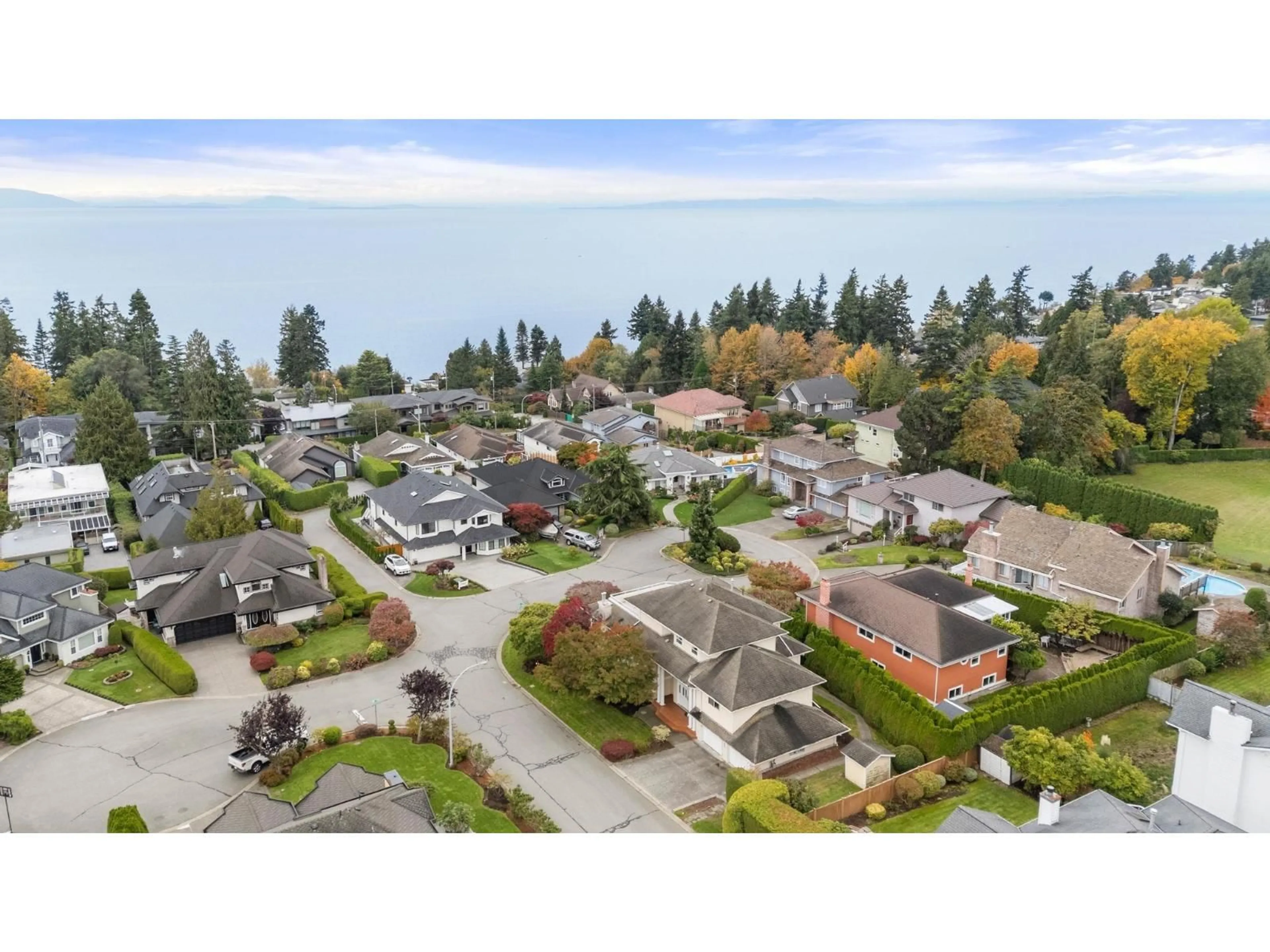 A pic from outside/outdoor area/front of a property/back of a property/a pic from drone, mountain view for 13395 14, Surrey British Columbia V4A9B7
