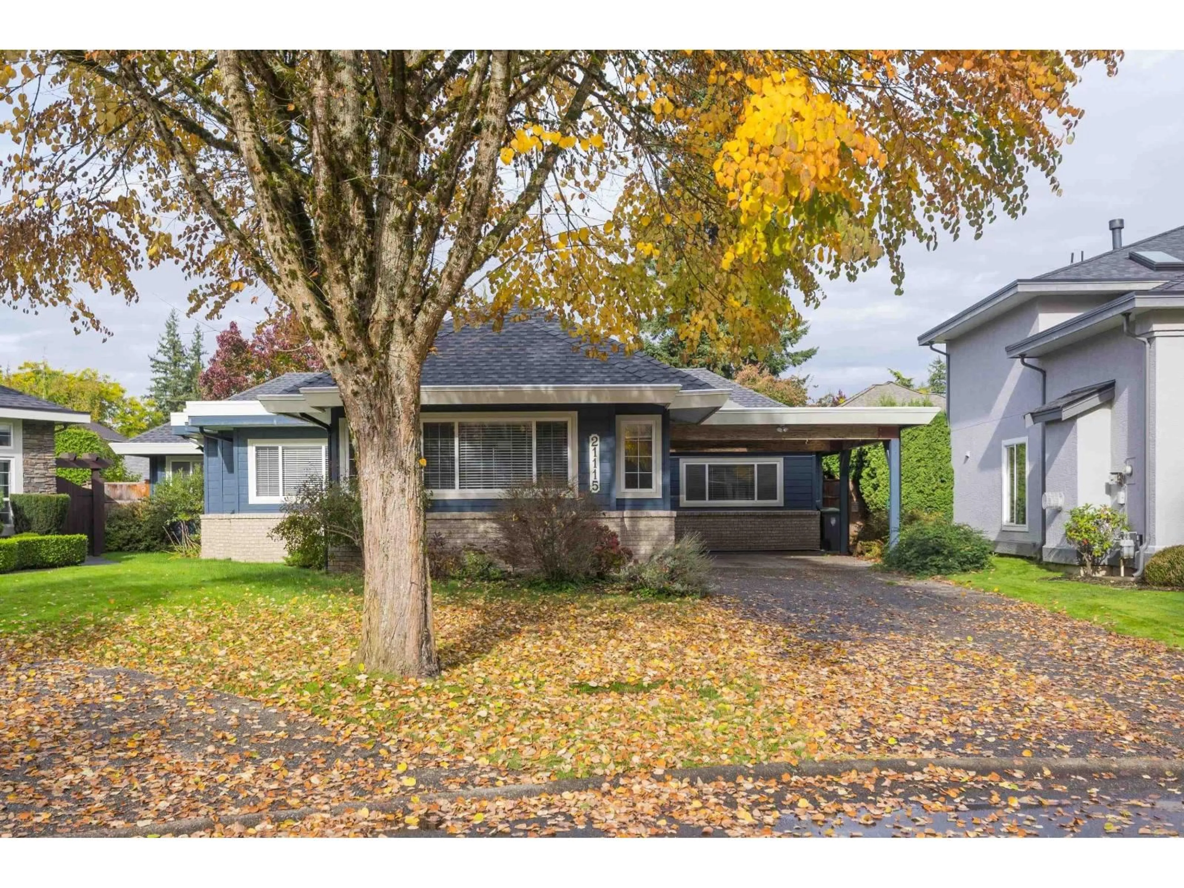 Home with vinyl exterior material, street for 21115 43A, Langley British Columbia V3A8L8