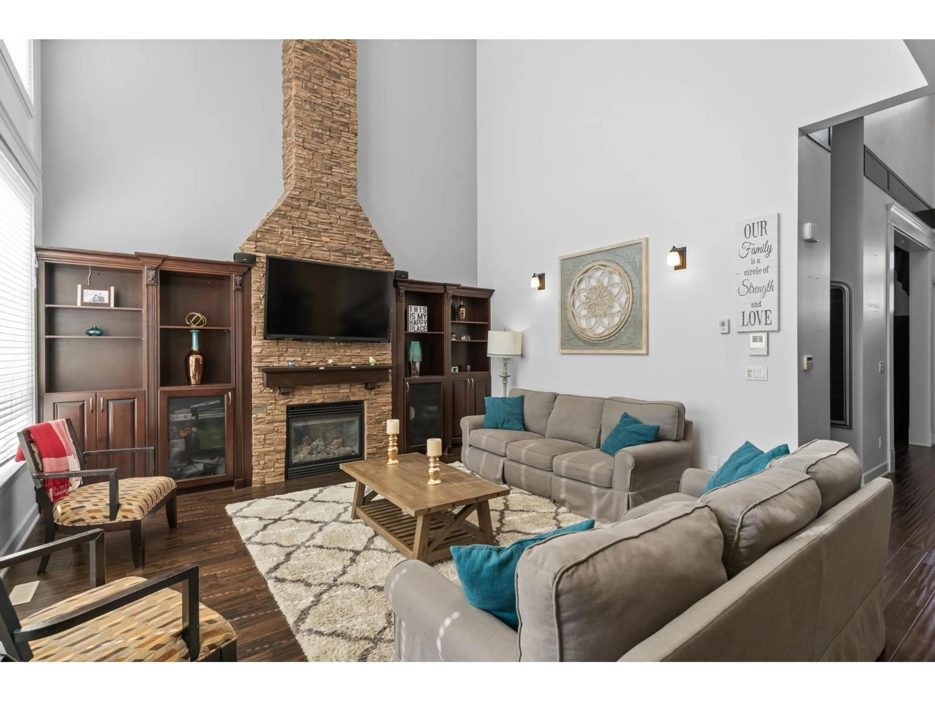 Living room with furniture, unknown for 18876 53B, Surrey British Columbia V3S2K2