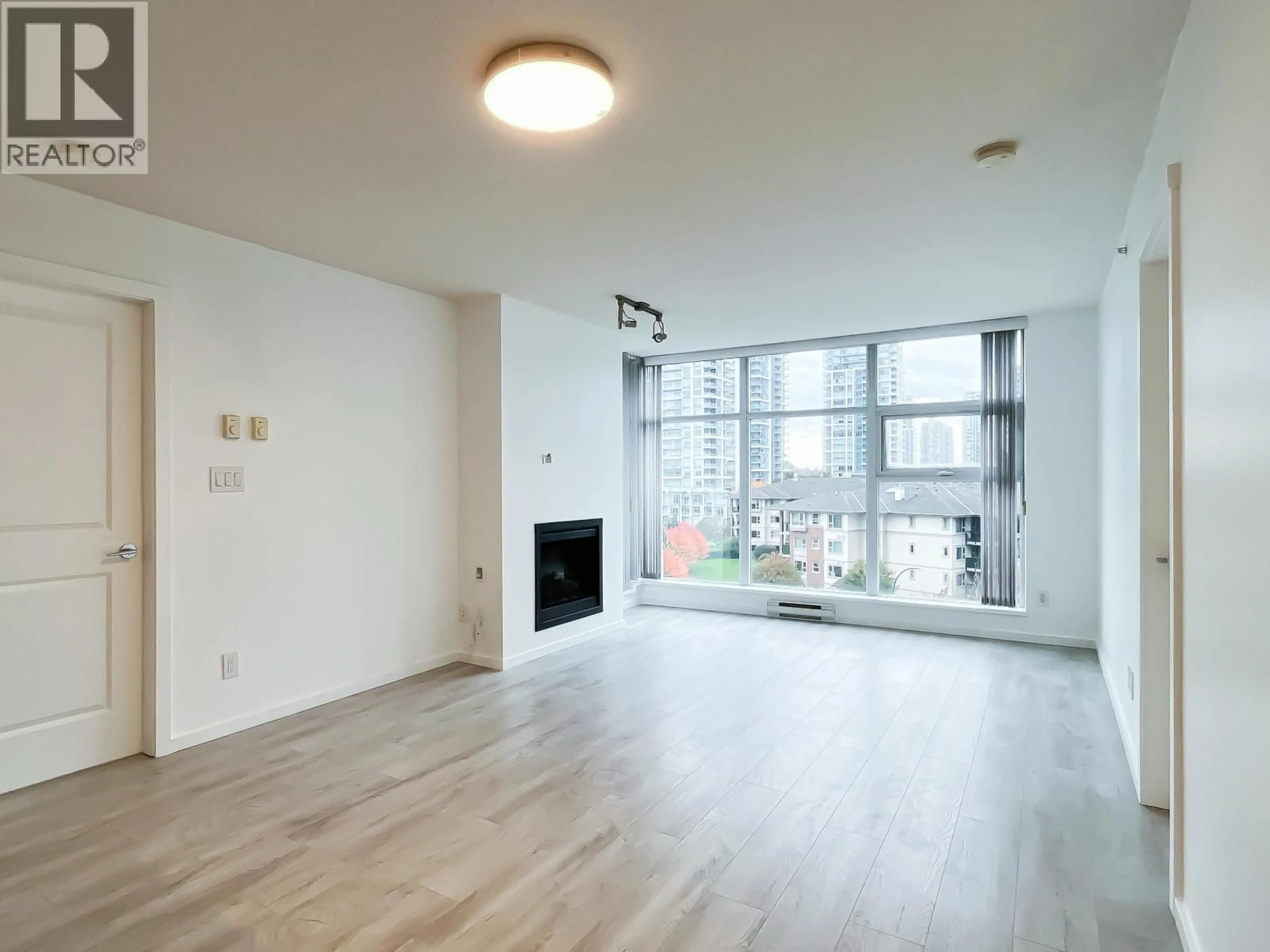 A pic of a room for 708 - 2289 YUKON CRESCENT, Burnaby British Columbia V5C0B2