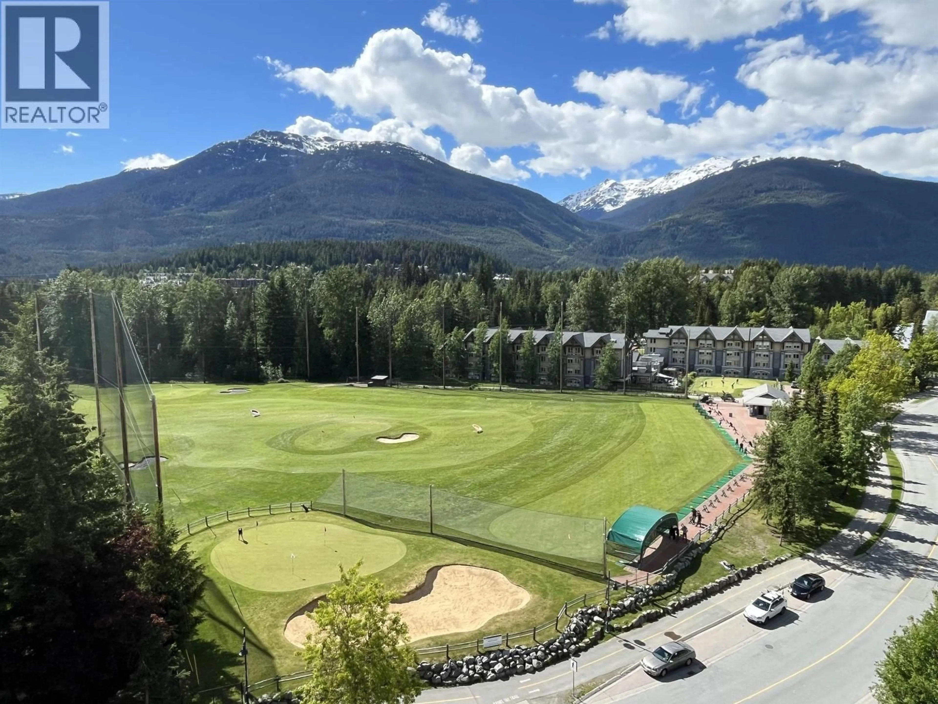 A pic from outside/outdoor area/front of a property/back of a property/a pic from drone, mountain view for 854 - 4090 WHISTLER WAY, Whistler British Columbia V8E1J3