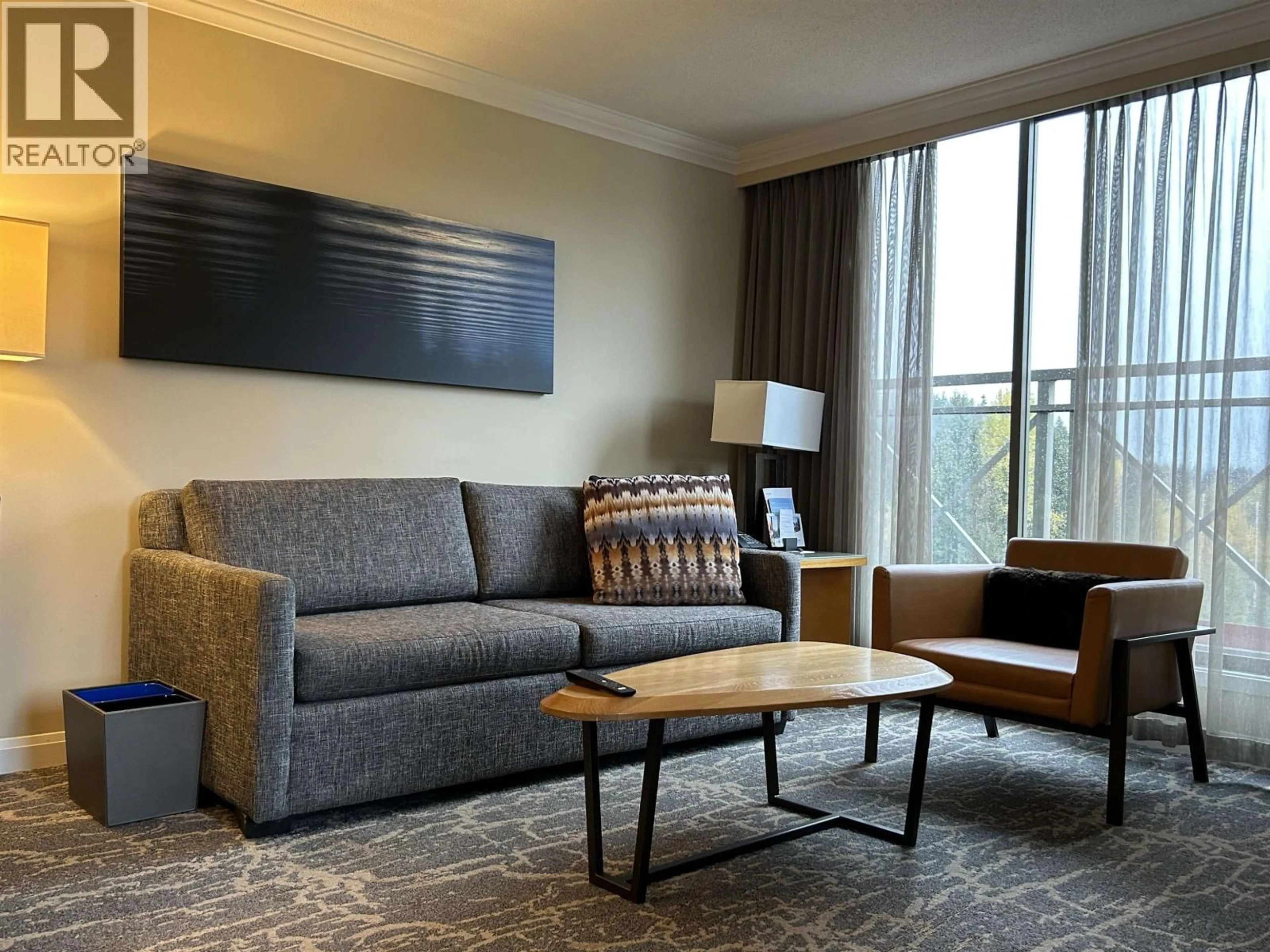 Living room with furniture, unknown for 854 - 4090 WHISTLER WAY, Whistler British Columbia V8E1J3