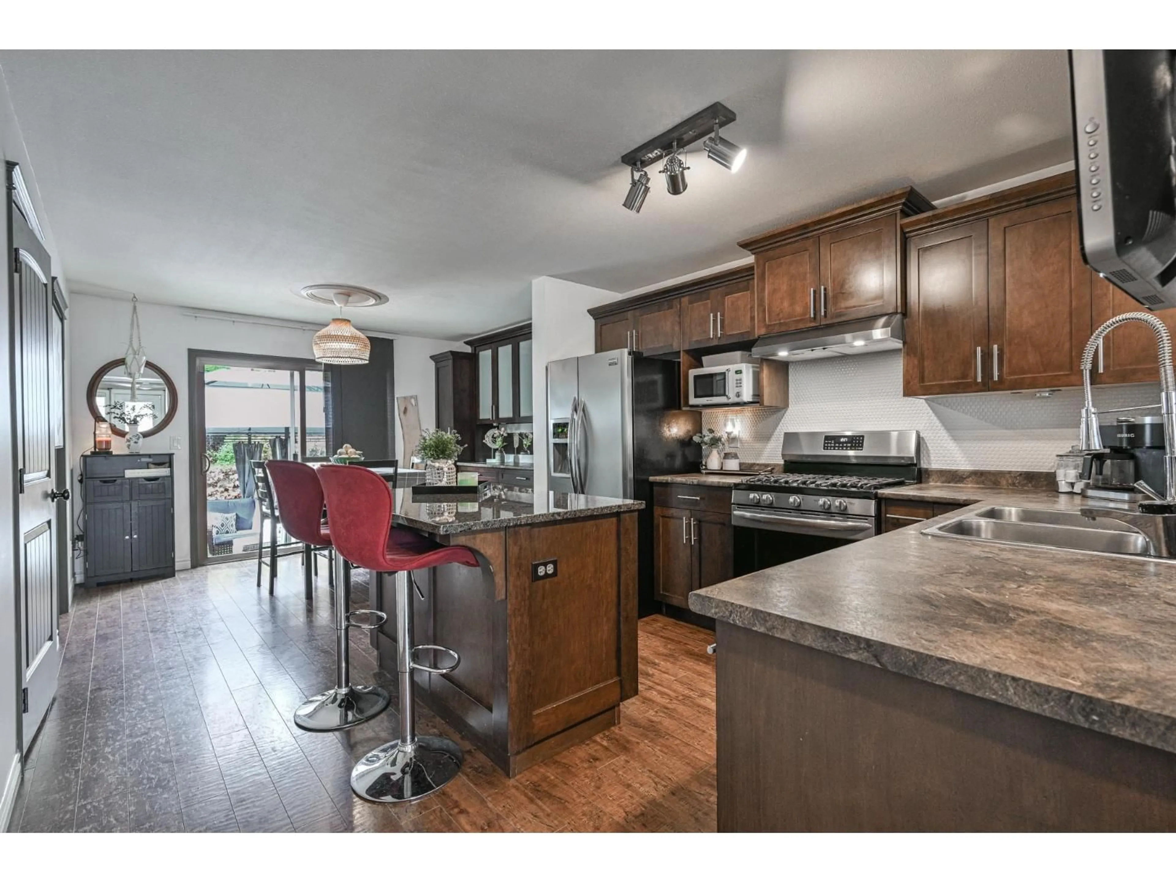 Open concept kitchen, unknown for 26 - 36169 LOWER SUMAS MOUNTAIN, Abbotsford British Columbia V3G0B5