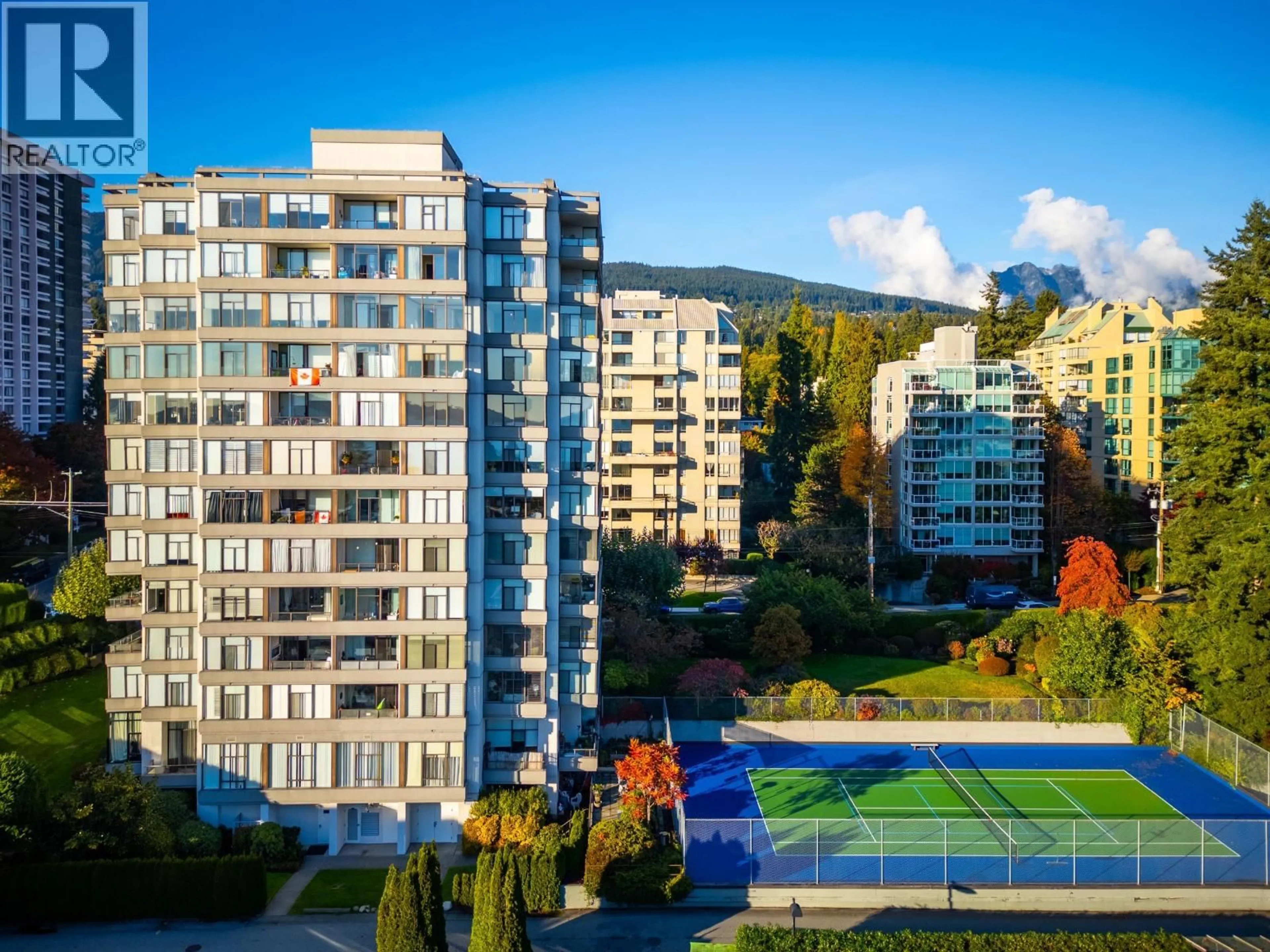 A pic from outside/outdoor area/front of a property/back of a property/a pic from drone, city buildings view from balcony for 704 - 1480 DUCHESS AVENUE, West Vancouver British Columbia V7T2W2