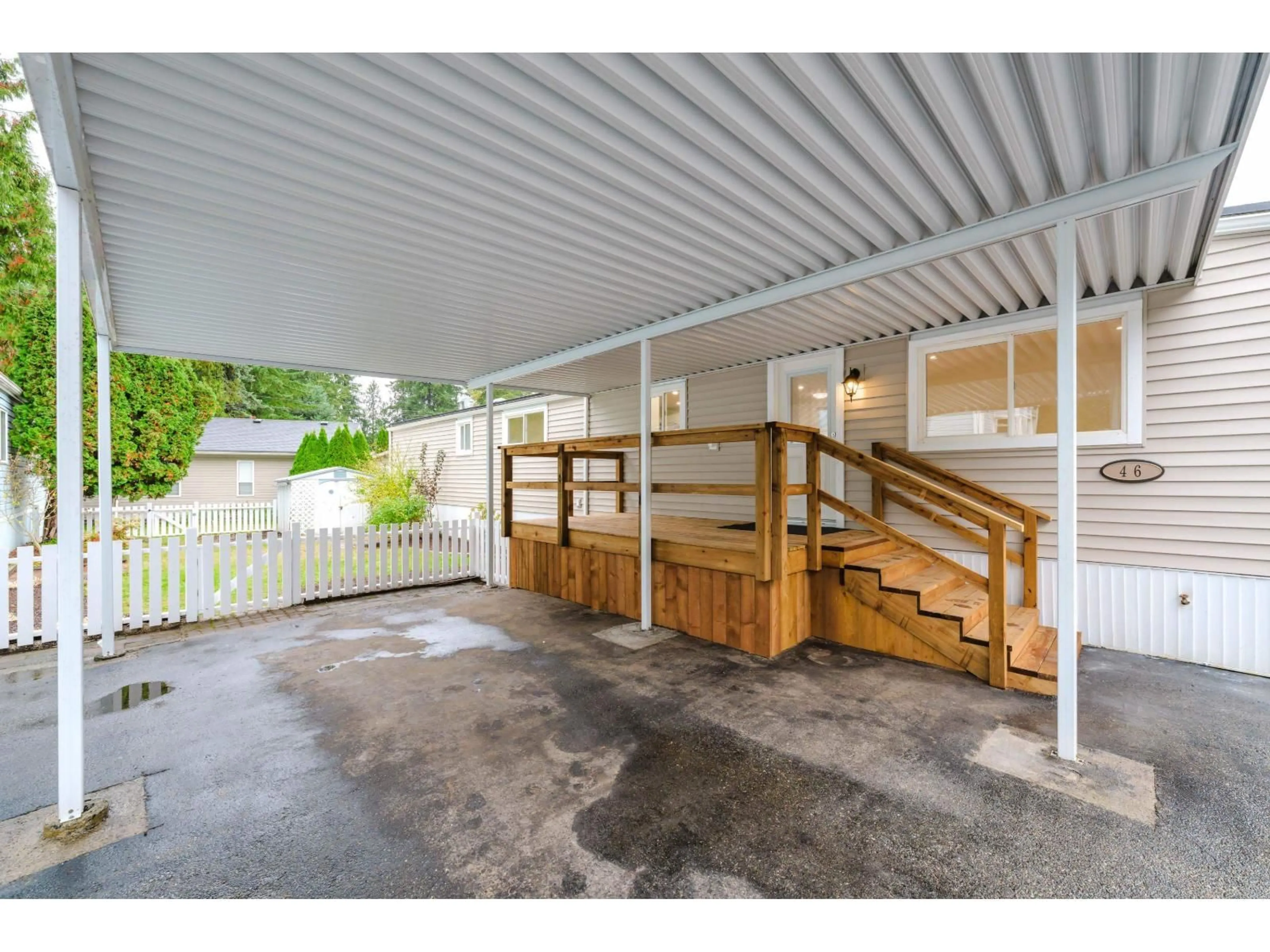 Indoor garage for 46 - 9080 198, Langley British Columbia V1M3A8