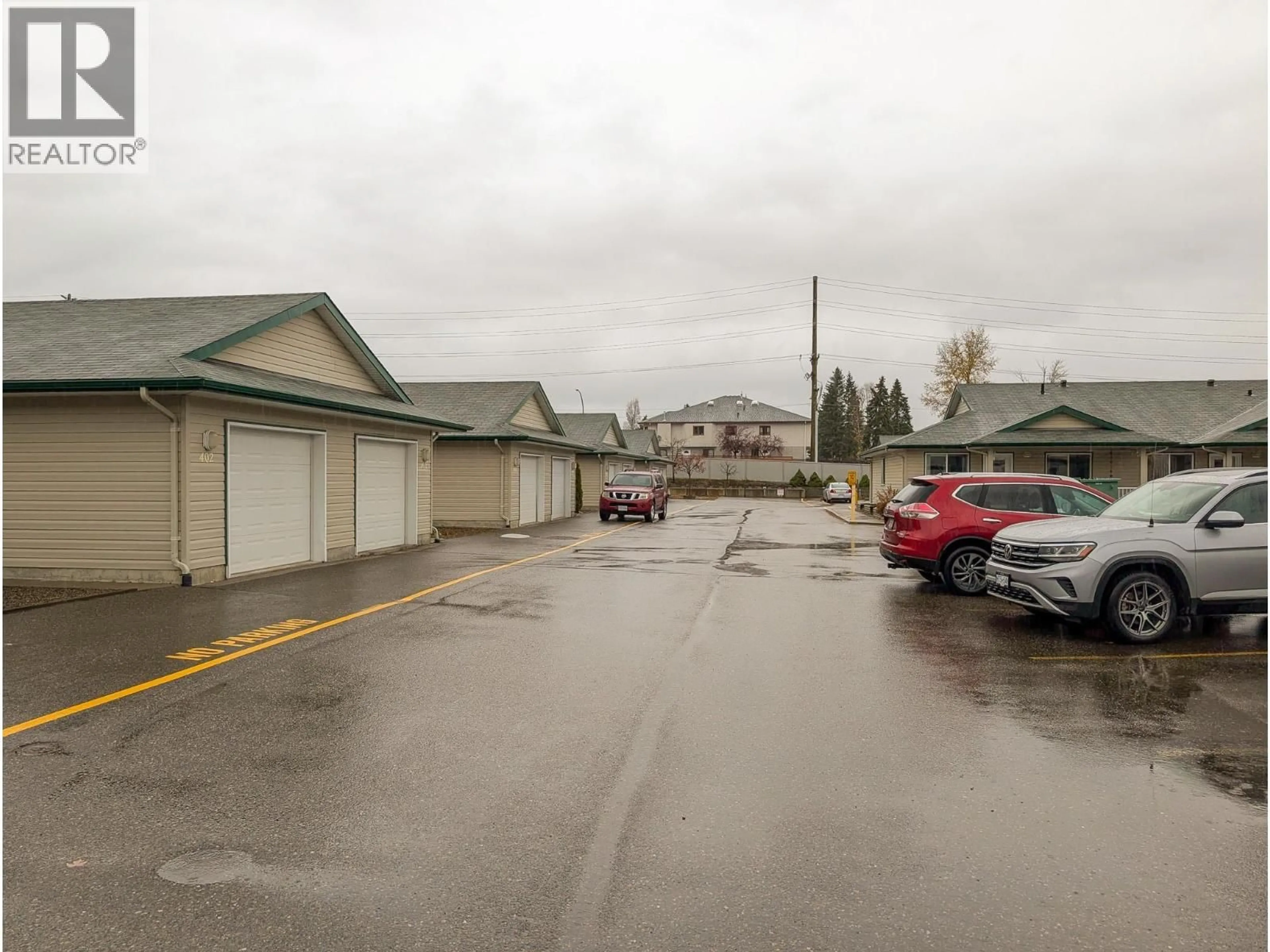 Parking for 403 - 2911 FERRY AVENUE, Prince George British Columbia V2N1L3