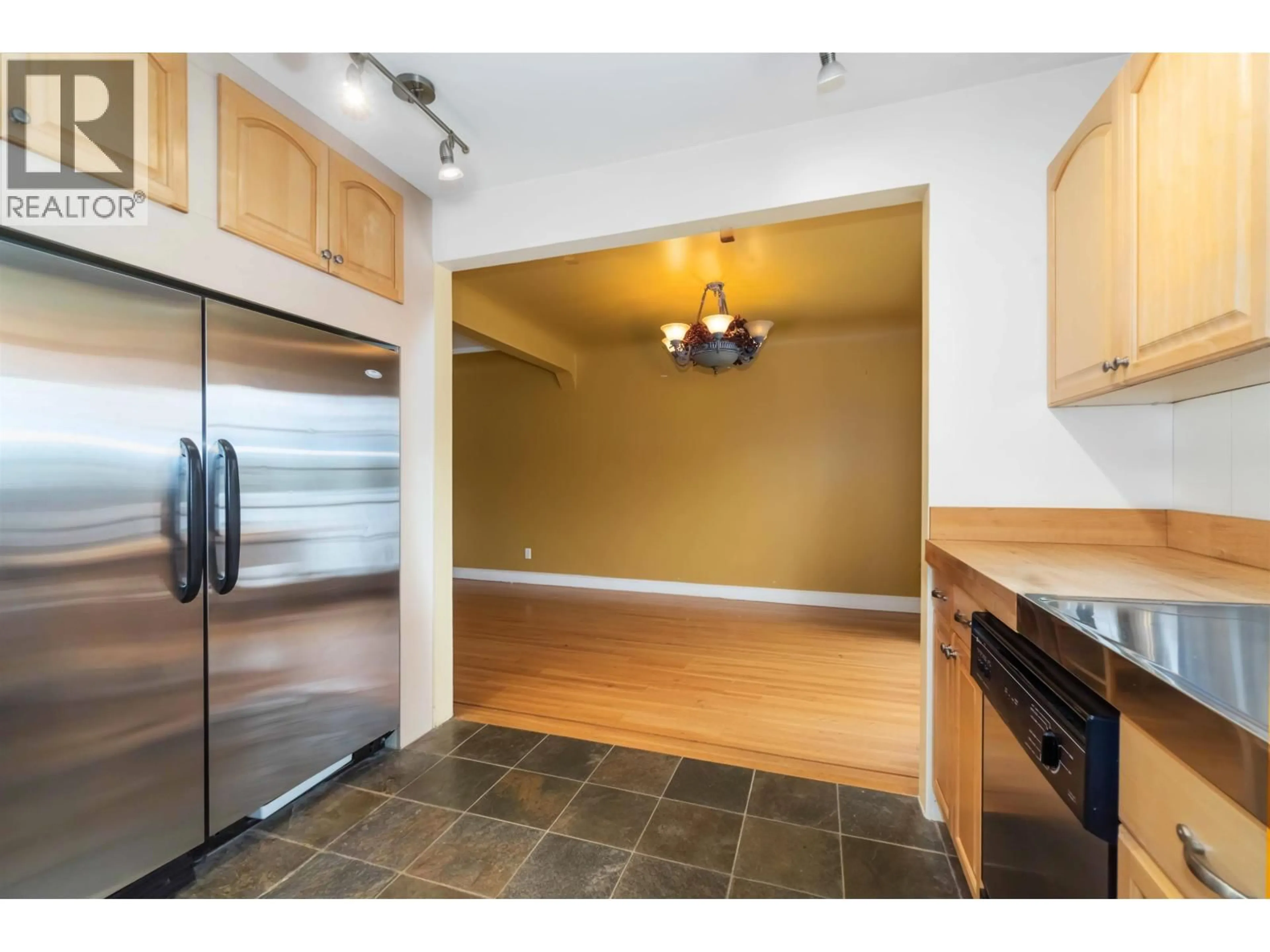 Unknown for 4037 NITHSDALE STREET, Burnaby British Columbia V5G1P5