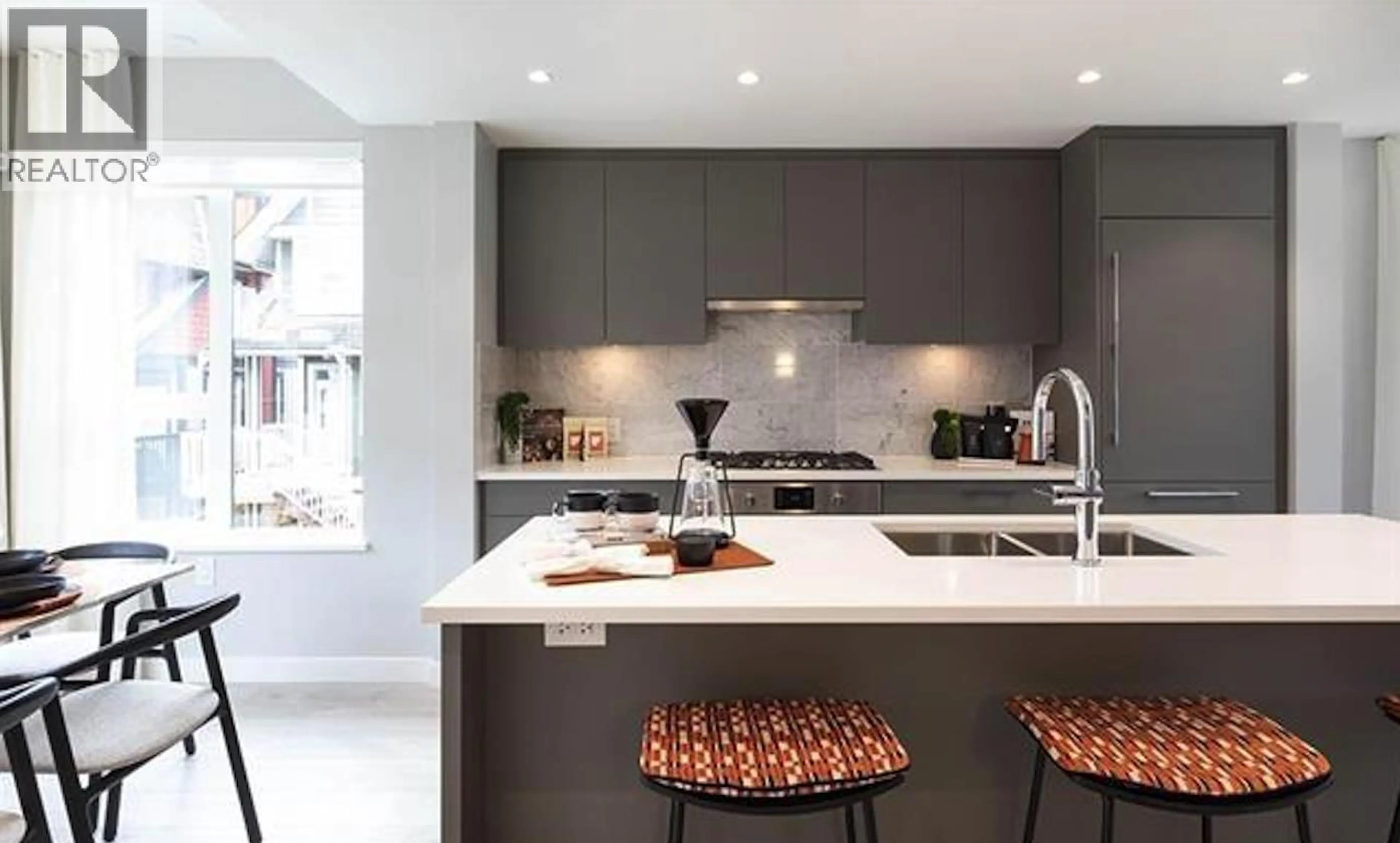 Contemporary kitchen, unknown for 6 - 2728 ACADIA ROAD, Vancouver British Columbia V6T0E6