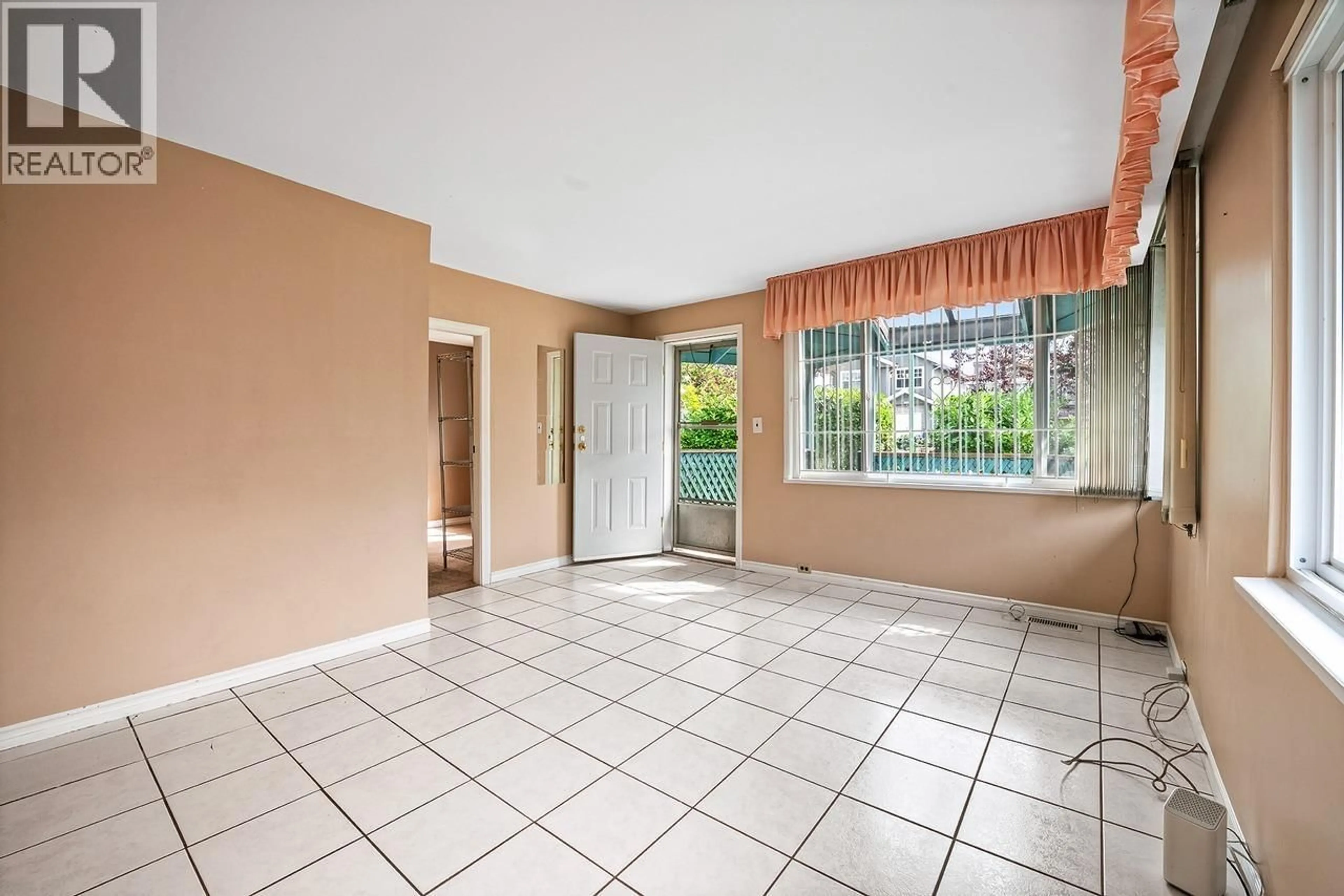 Unknown for 4777 PENDER STREET, Burnaby British Columbia V5C2N4