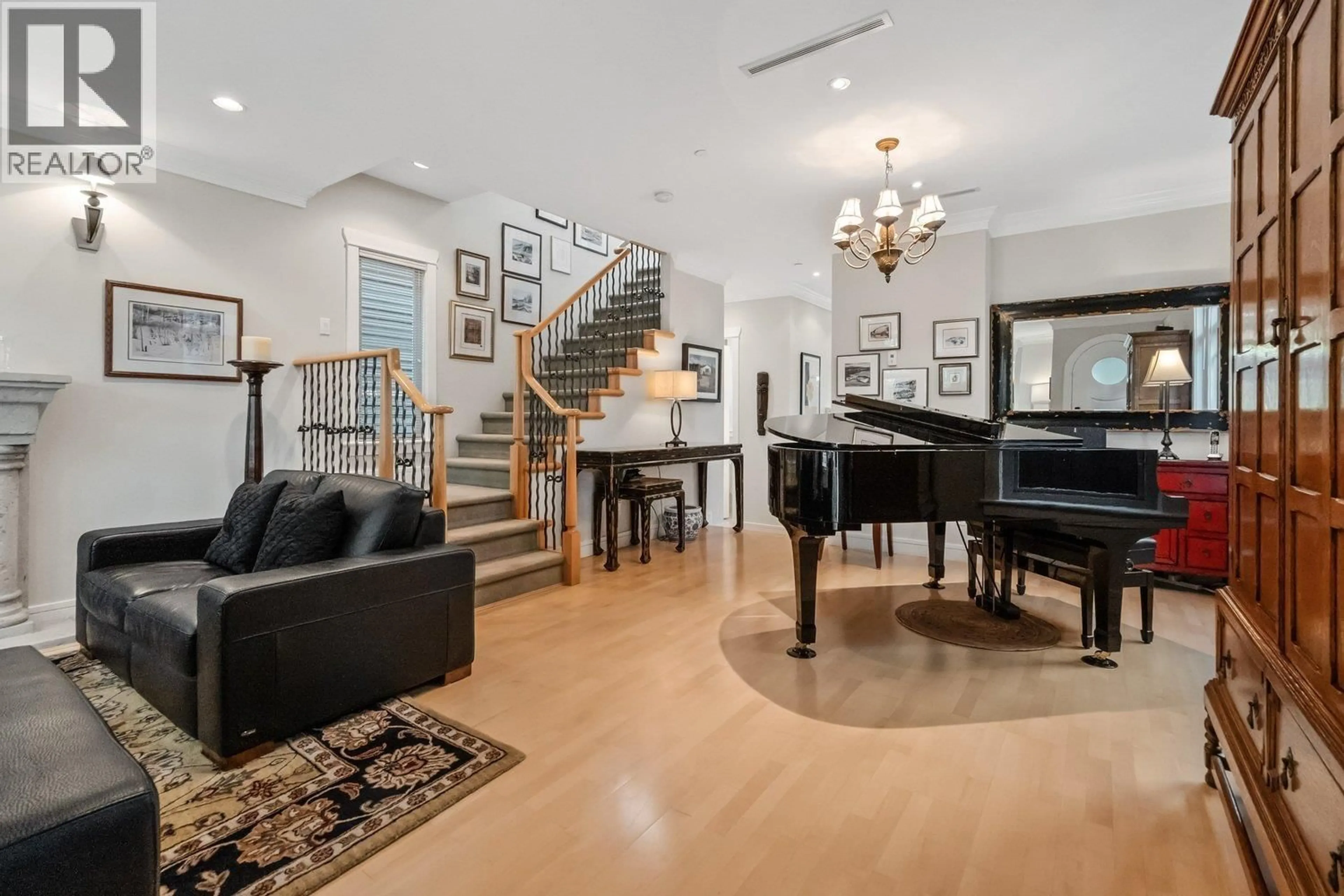 Unknown for 6677 LABURNUM STREET, Vancouver British Columbia V6P5M6