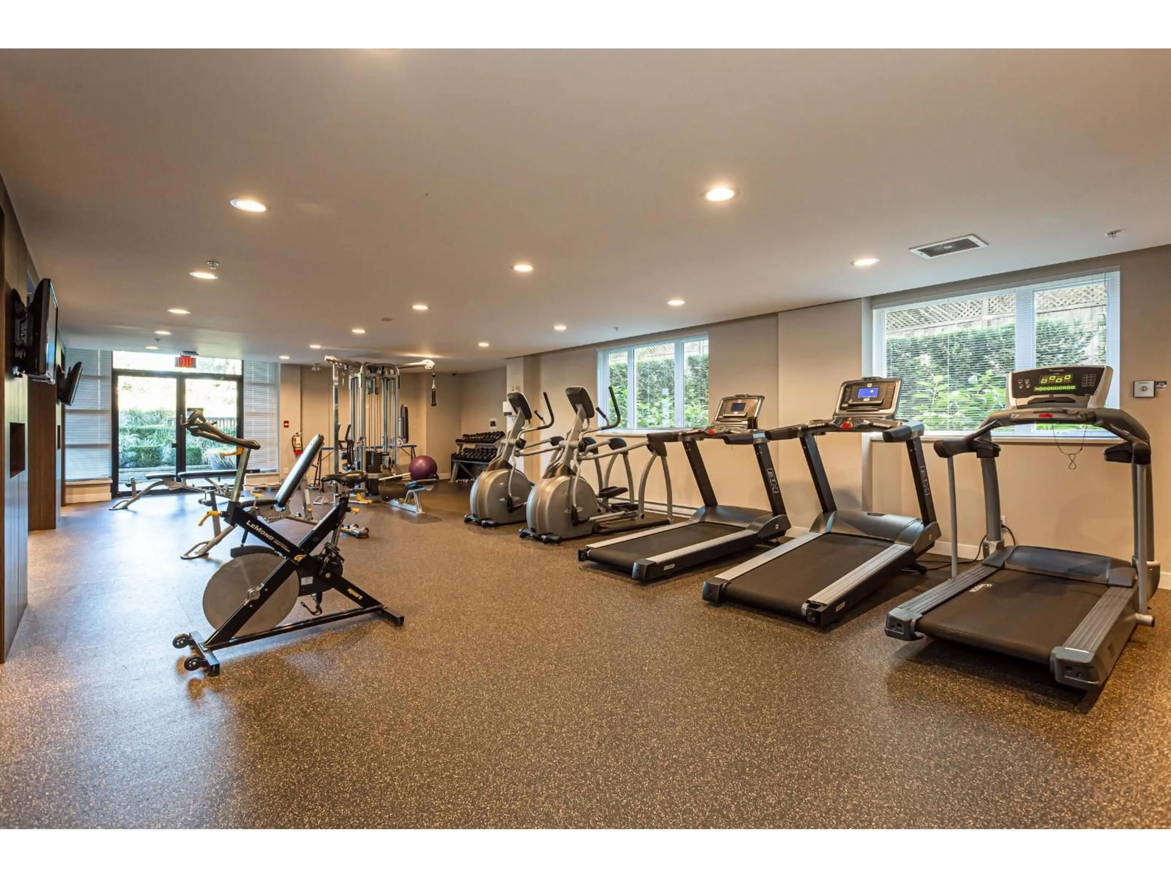 Gym or fitness room for 116 - 13925 FRASER, Surrey British Columbia V3T4E6
