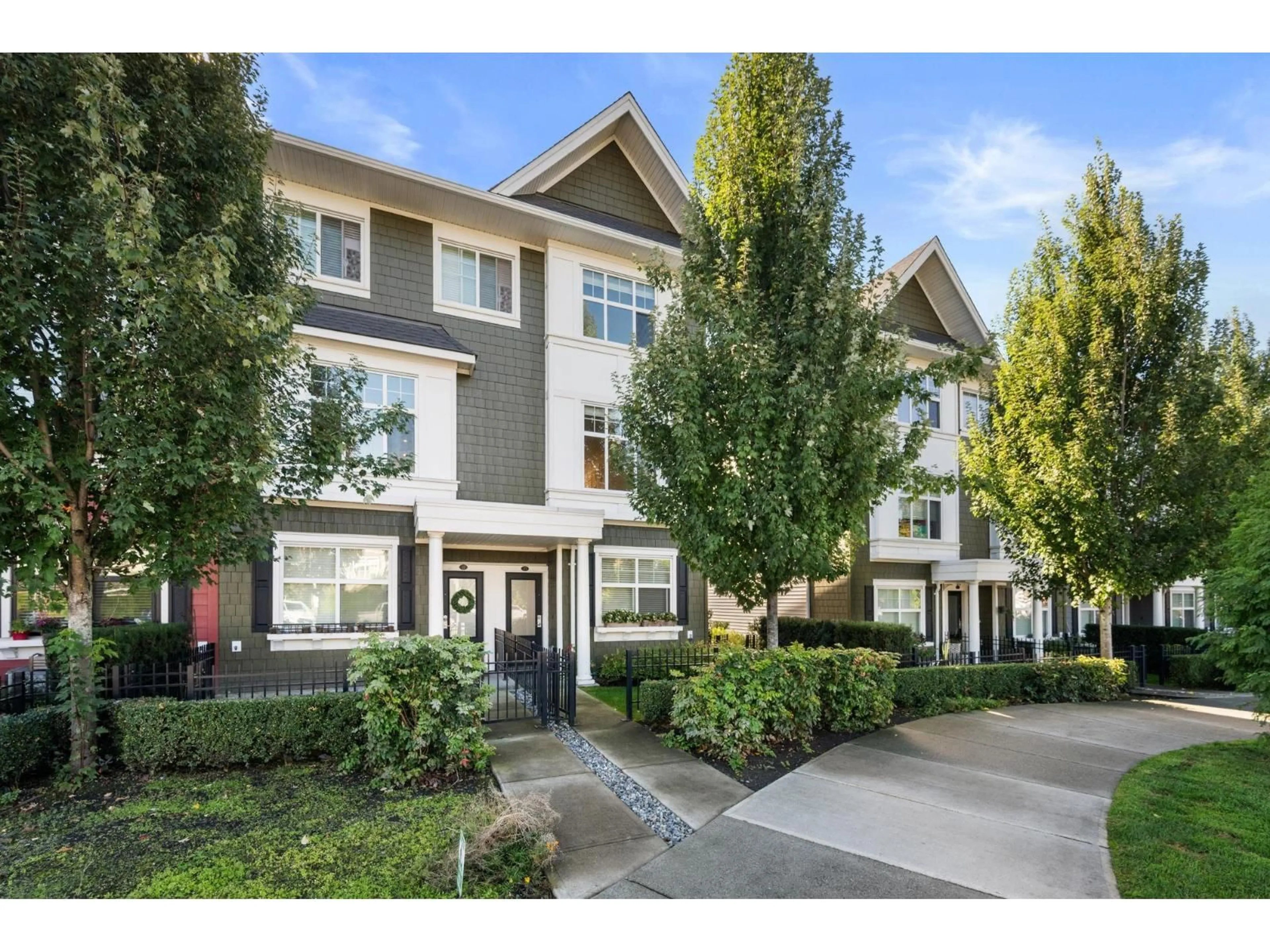 Unknown for 23 - 27735 ROUNDHOUSE, Abbotsford British Columbia V4X0A2