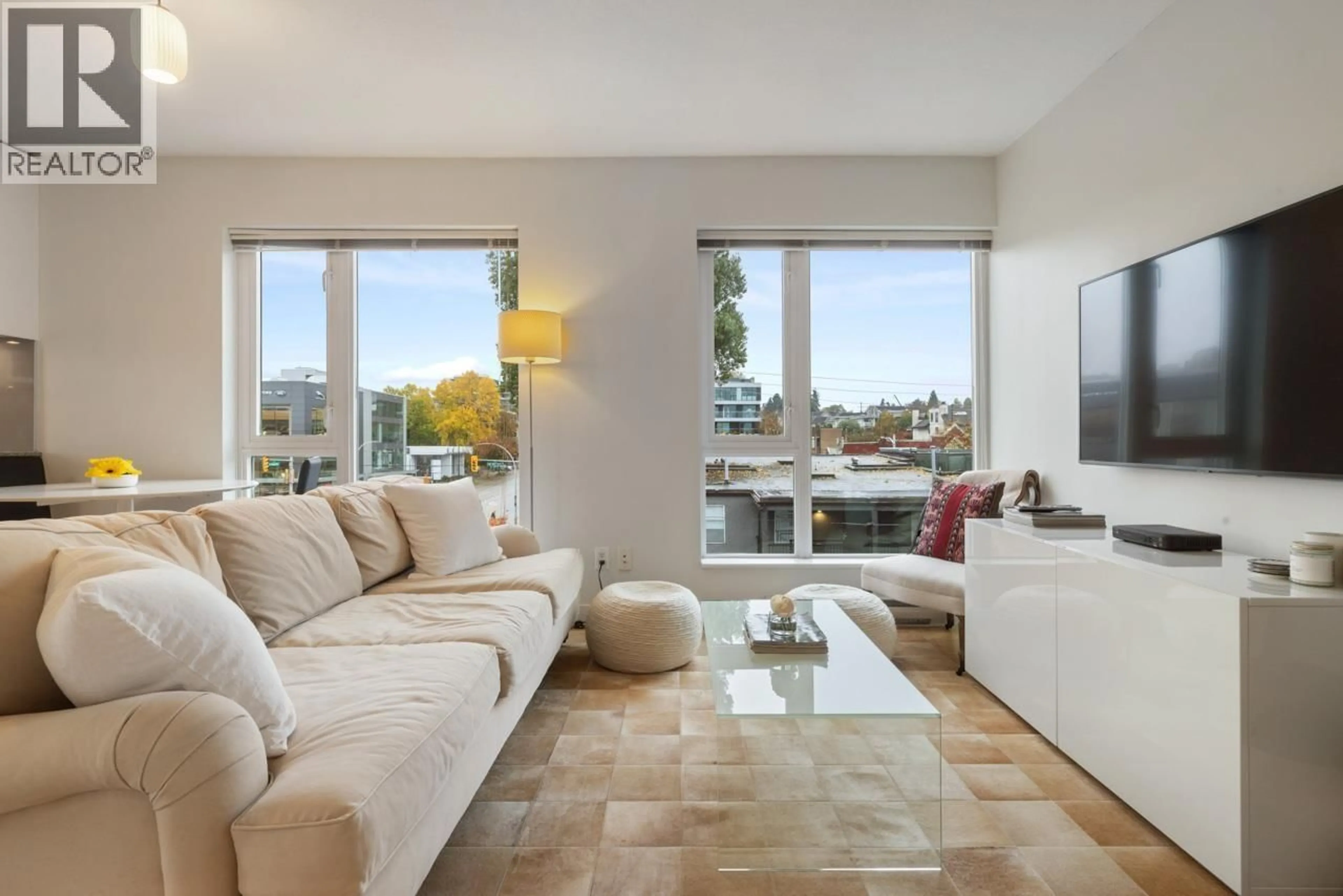 Living room with furniture, unknown for 507 - 1808 3RD AVENUE, Vancouver British Columbia V6J0C4