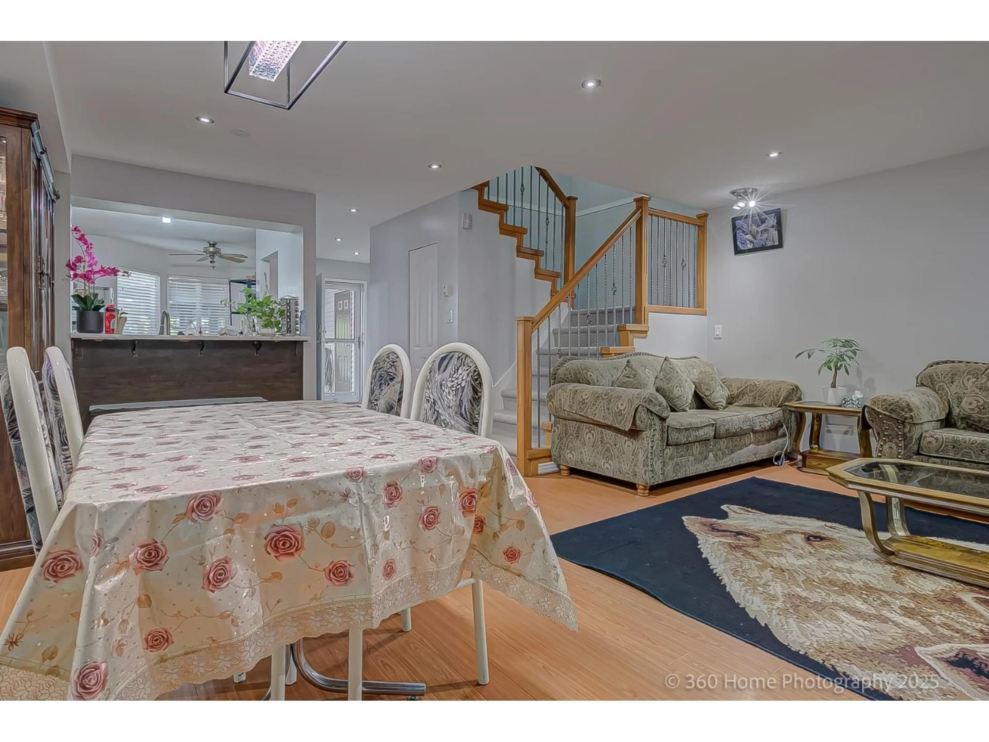 Dining room, unknown for 35 - 7533 140, Surrey British Columbia V3W5J9