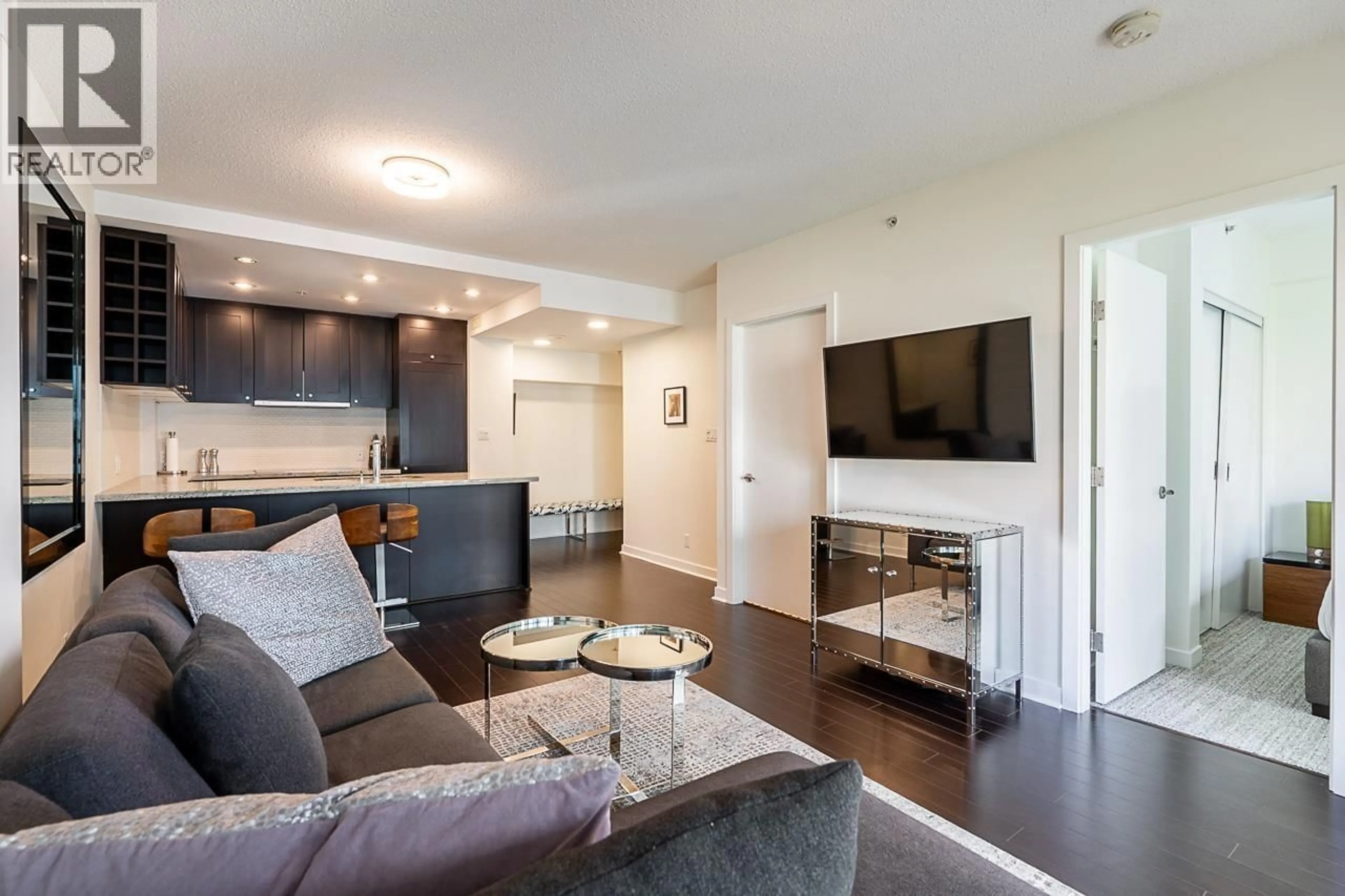 Living room with furniture, wood/laminate floor for 810 - 821 CAMBIE STREET, Vancouver British Columbia V6B0E3
