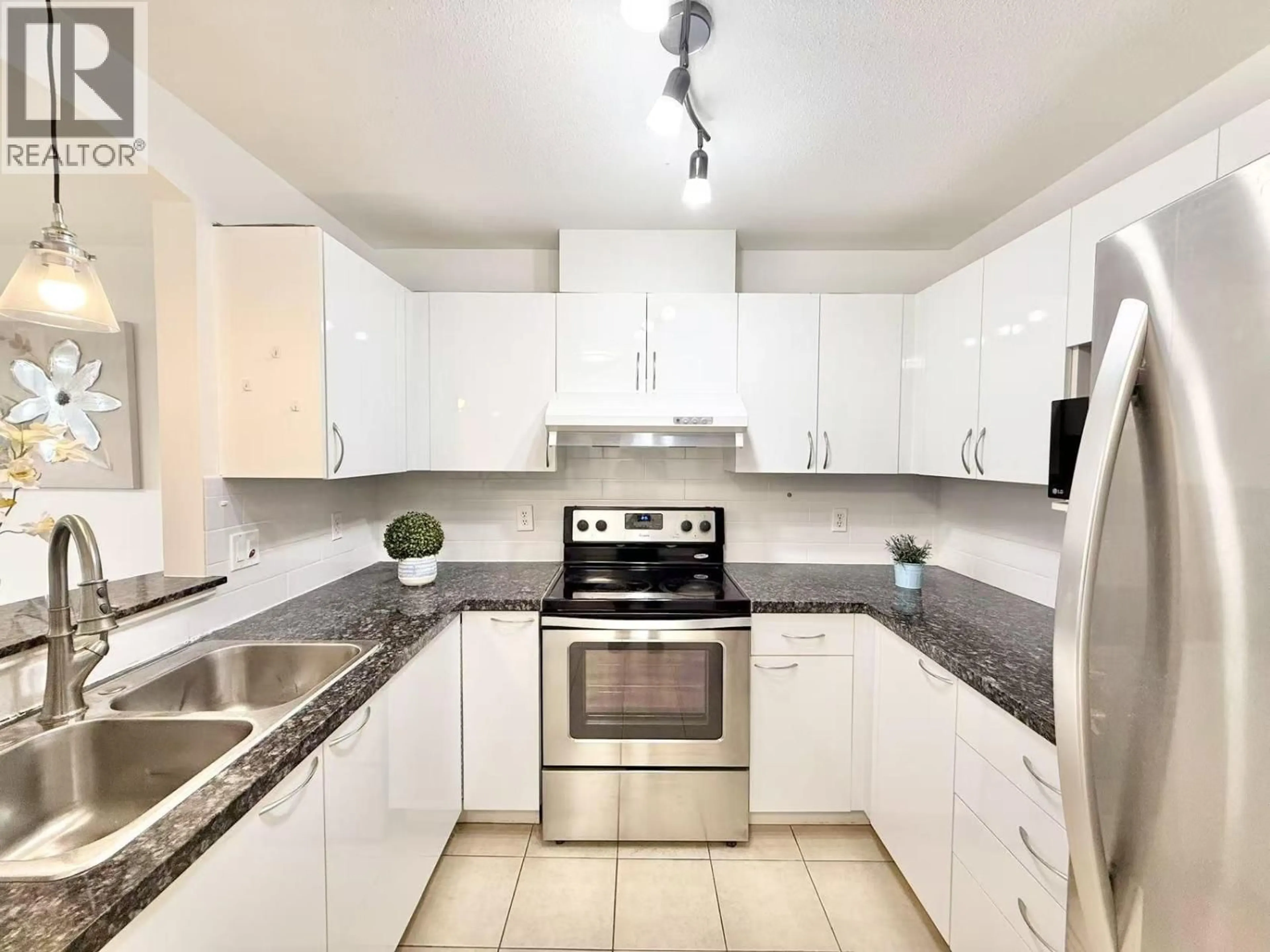 Standard kitchen, unknown for 302 - 8200 JONES ROAD, Richmond British Columbia V6Y3Z2