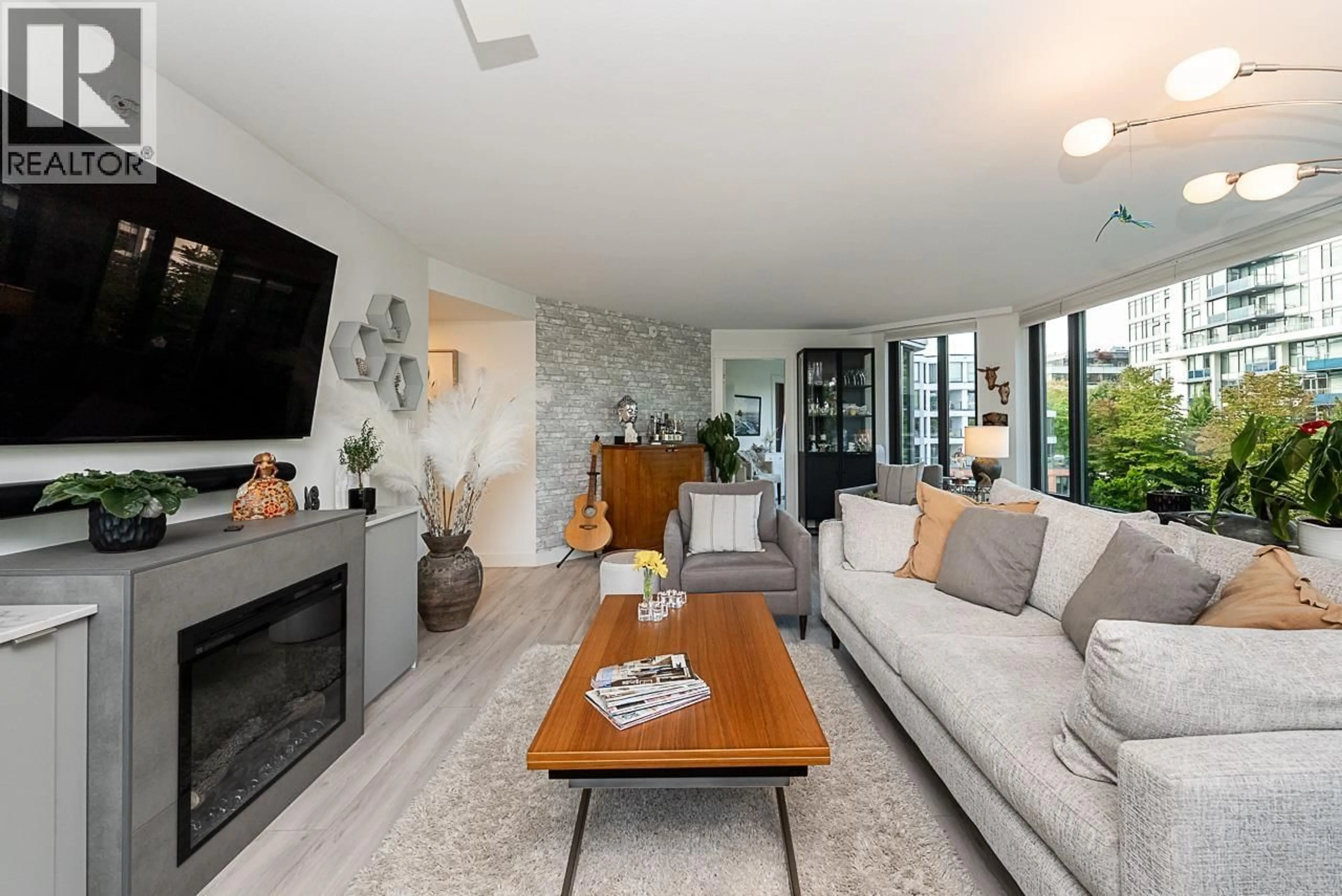 Living room with furniture, unknown for 410 - 2201 PINE STREET, Vancouver British Columbia V6J5E7