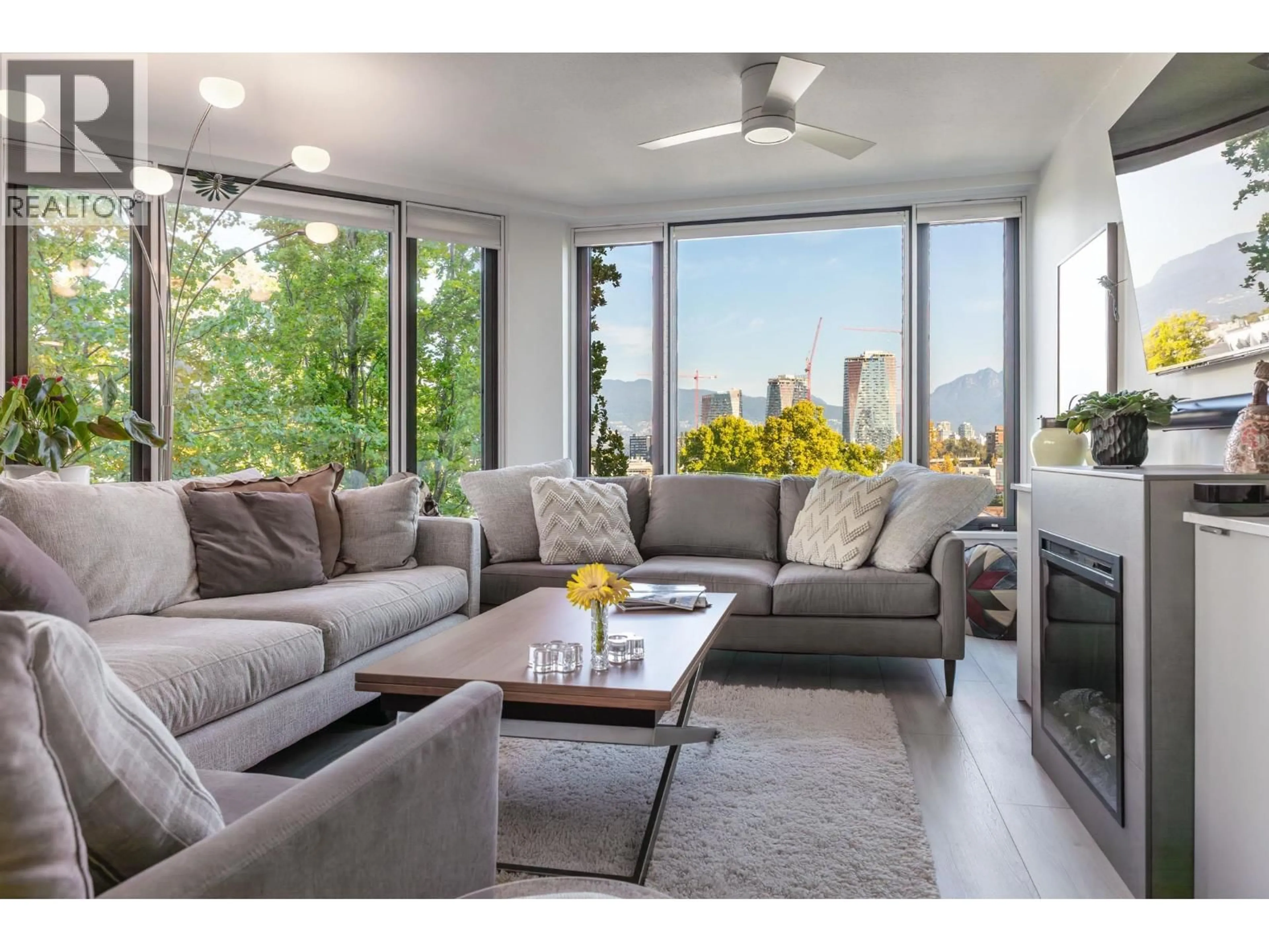 Living room with furniture, unknown for 410 - 2201 PINE STREET, Vancouver British Columbia V6J5E7