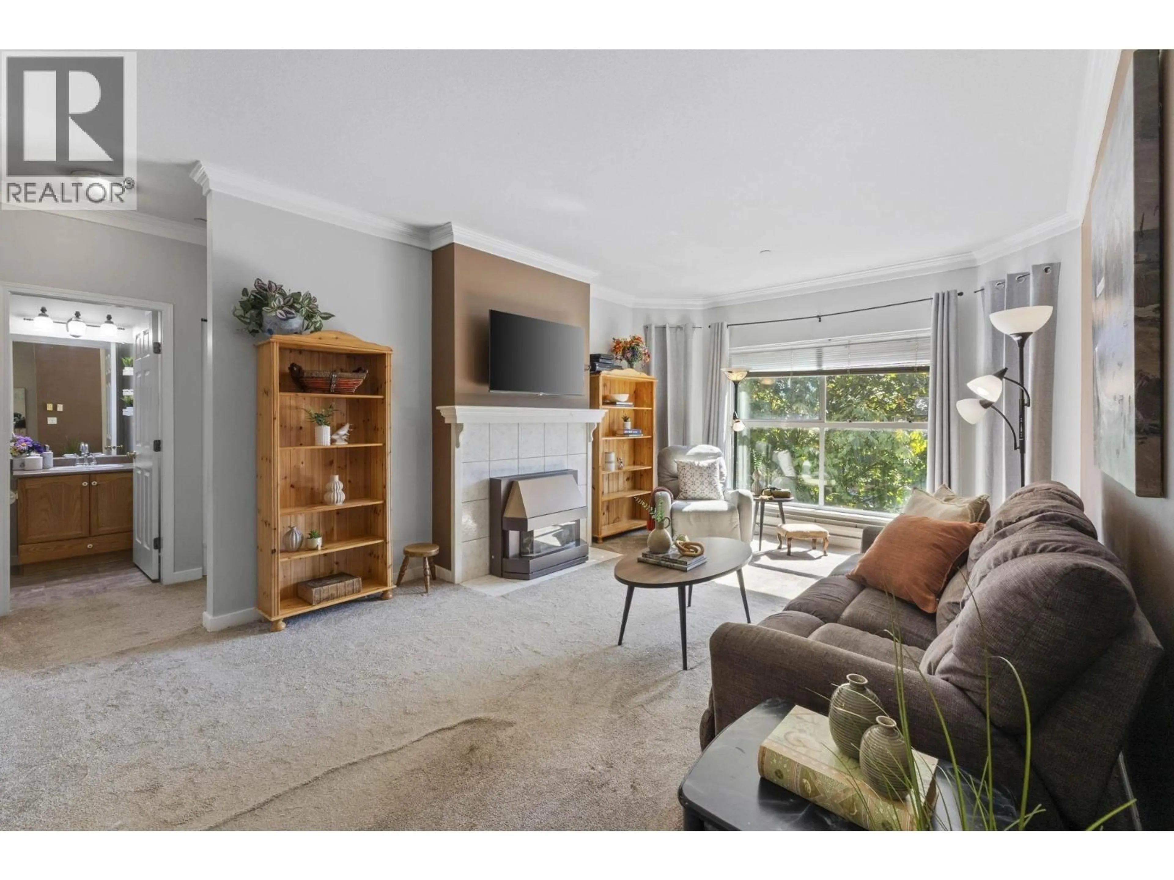 Living room with furniture, unknown for 305 - 12464 191B STREET, Pitt Meadows British Columbia V3Y2P6