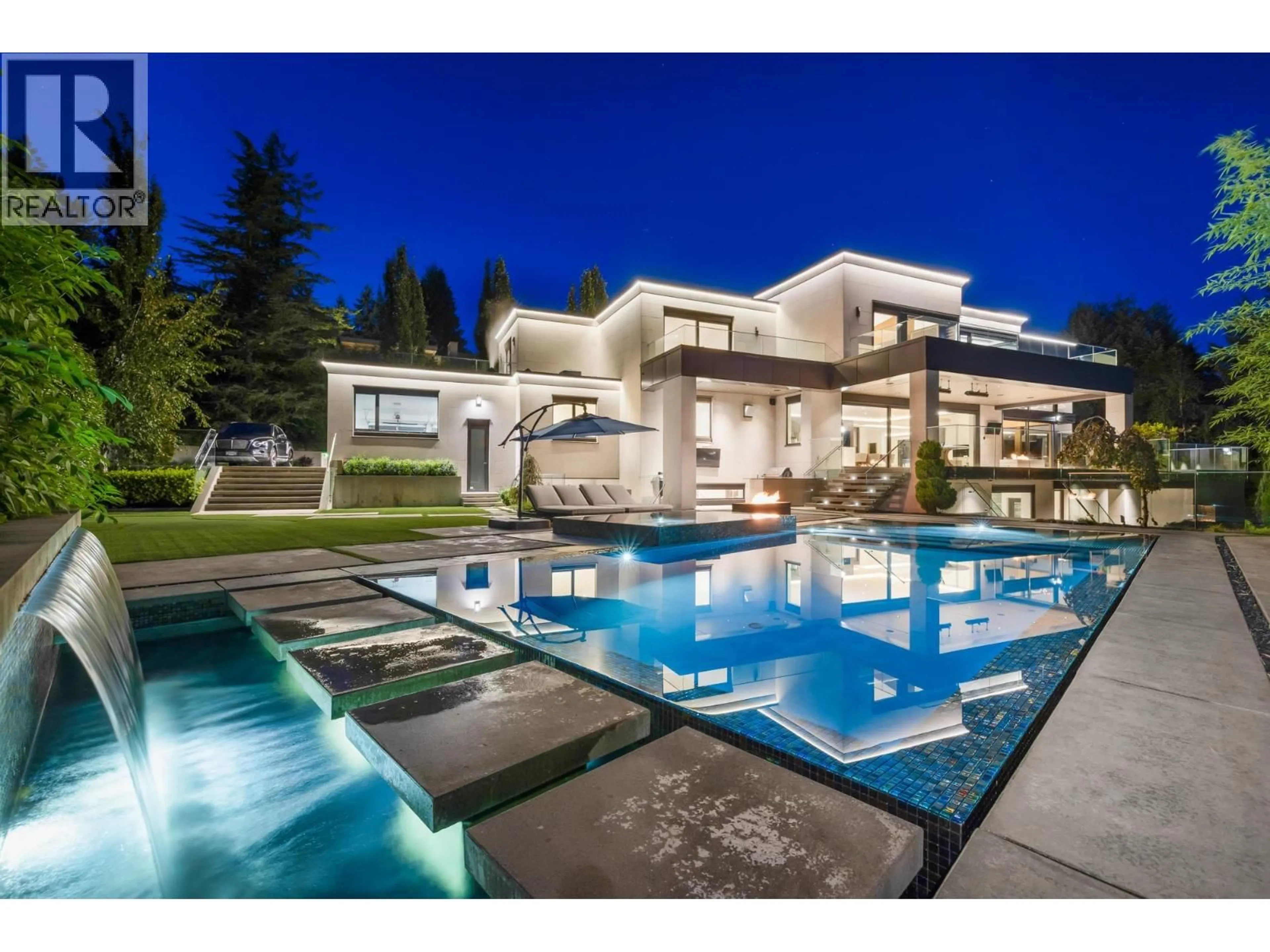 Pool for 1050 KING GEORGES WAY, West Vancouver British Columbia V7S1S5