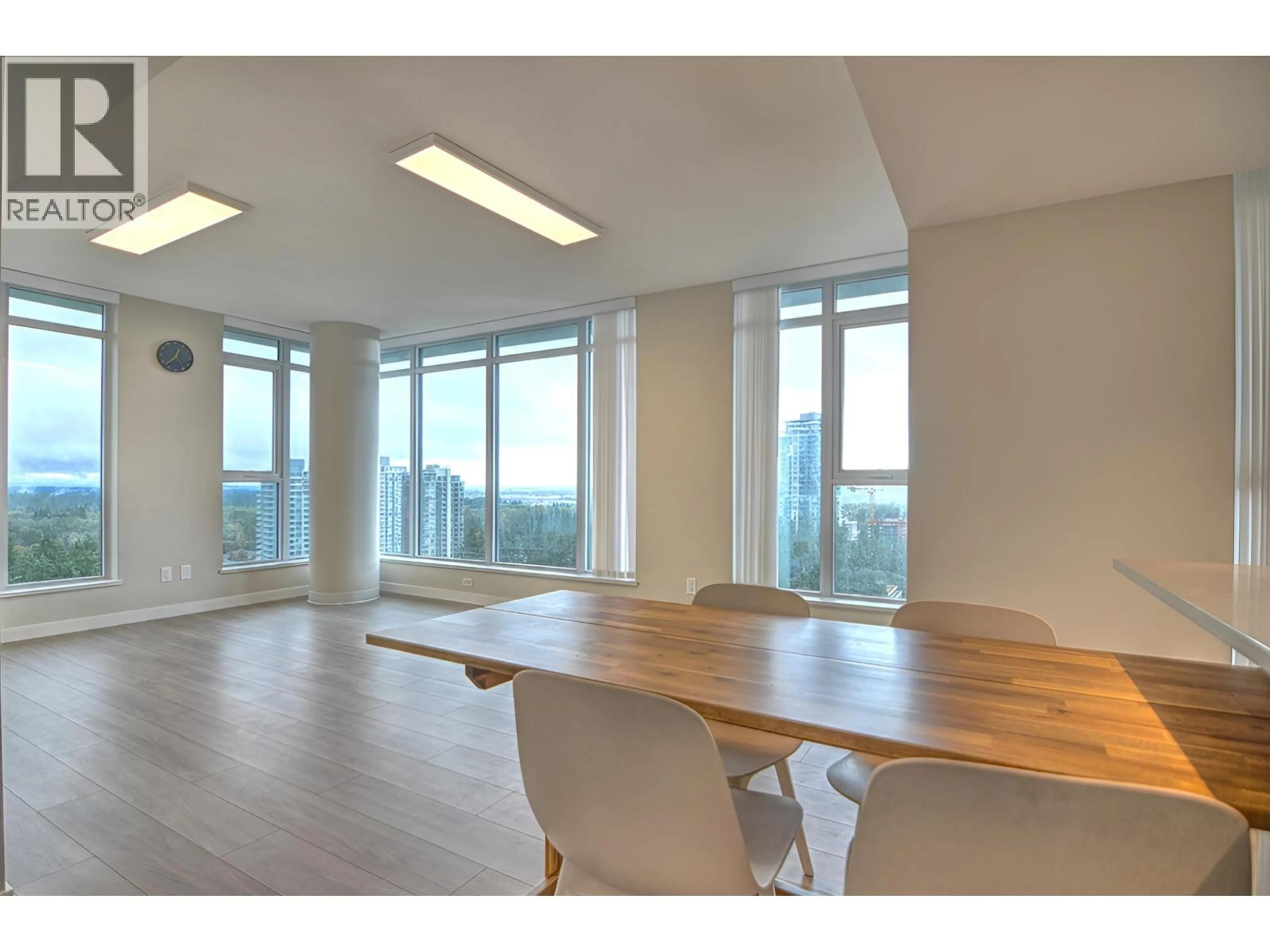 A pic of a room for 2405 - 1182 WESTWOOD STREET, Coquitlam British Columbia V3B0T9