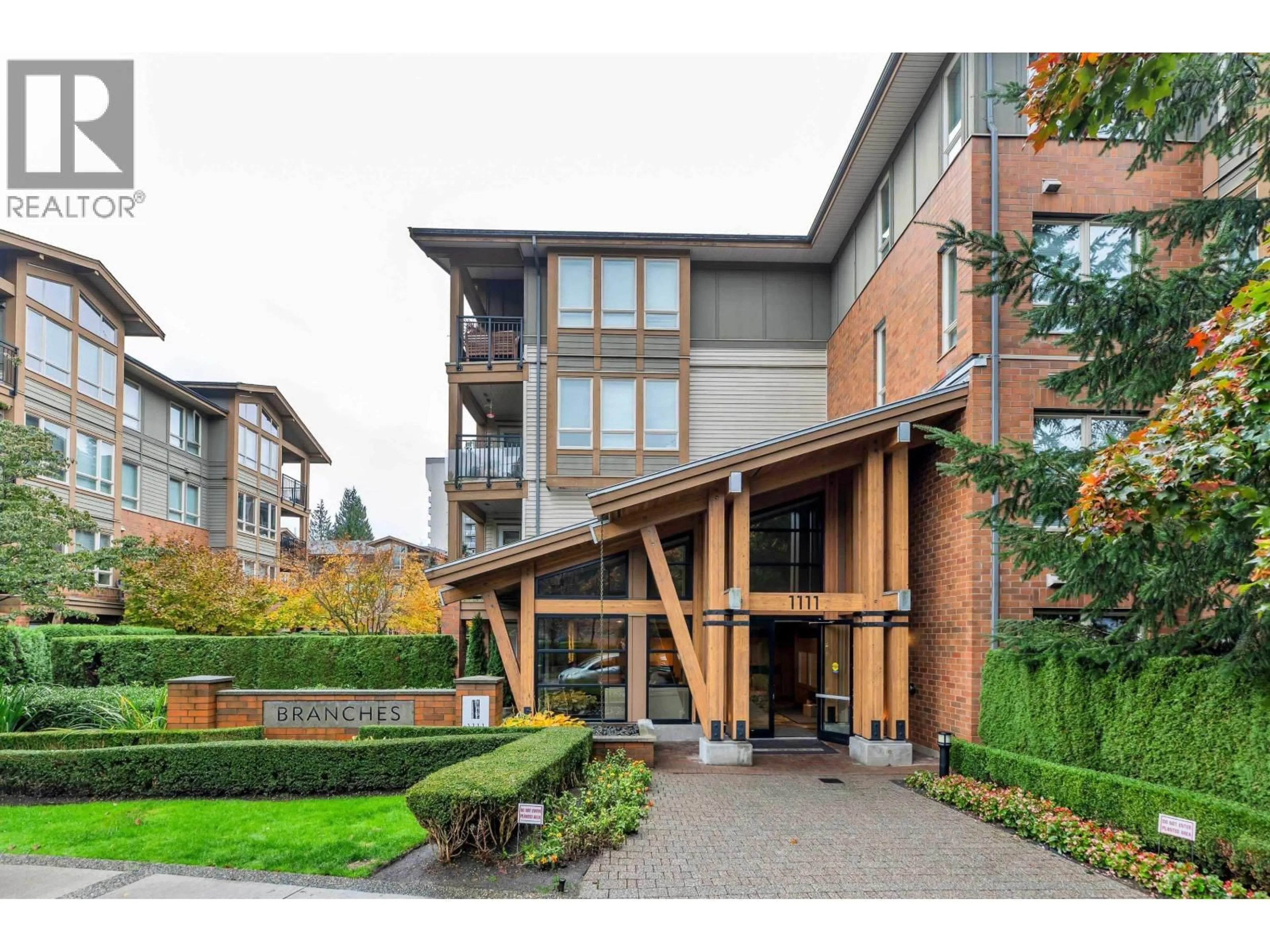 Home with brick exterior material, unknown for 310 - 1111 27TH STREET, North Vancouver British Columbia V7J1S3