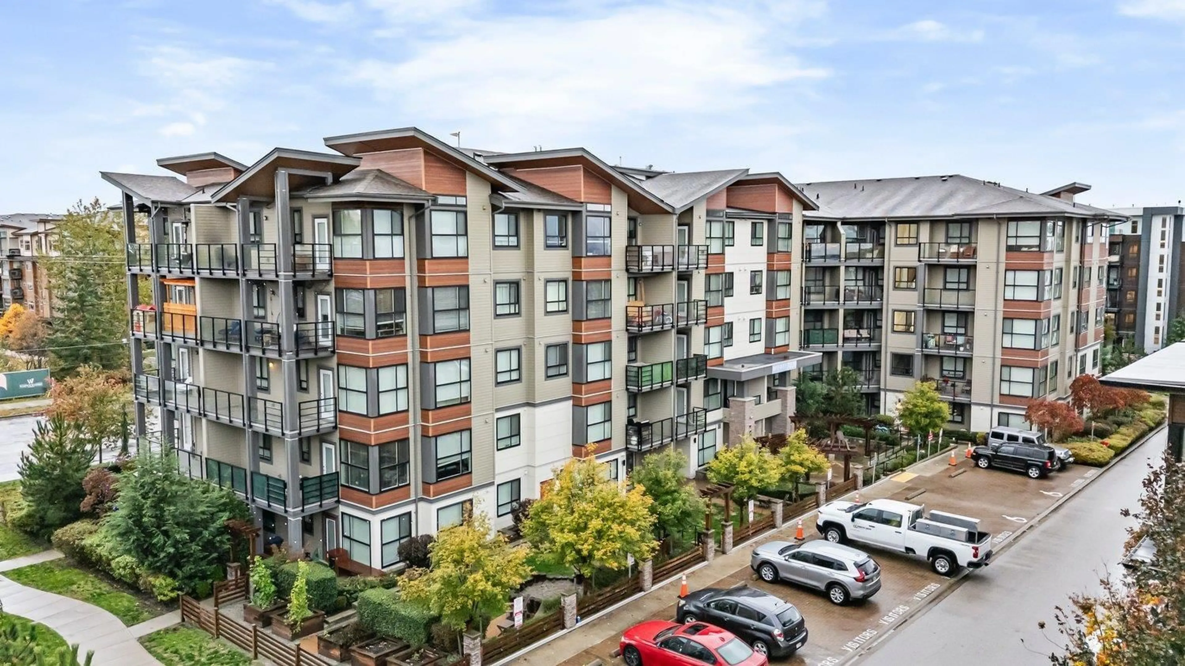 A pic from outside/outdoor area/front of a property/back of a property/a pic from drone, city buildings view from balcony for 306 - 7809 209, Langley British Columbia V2Y3N6