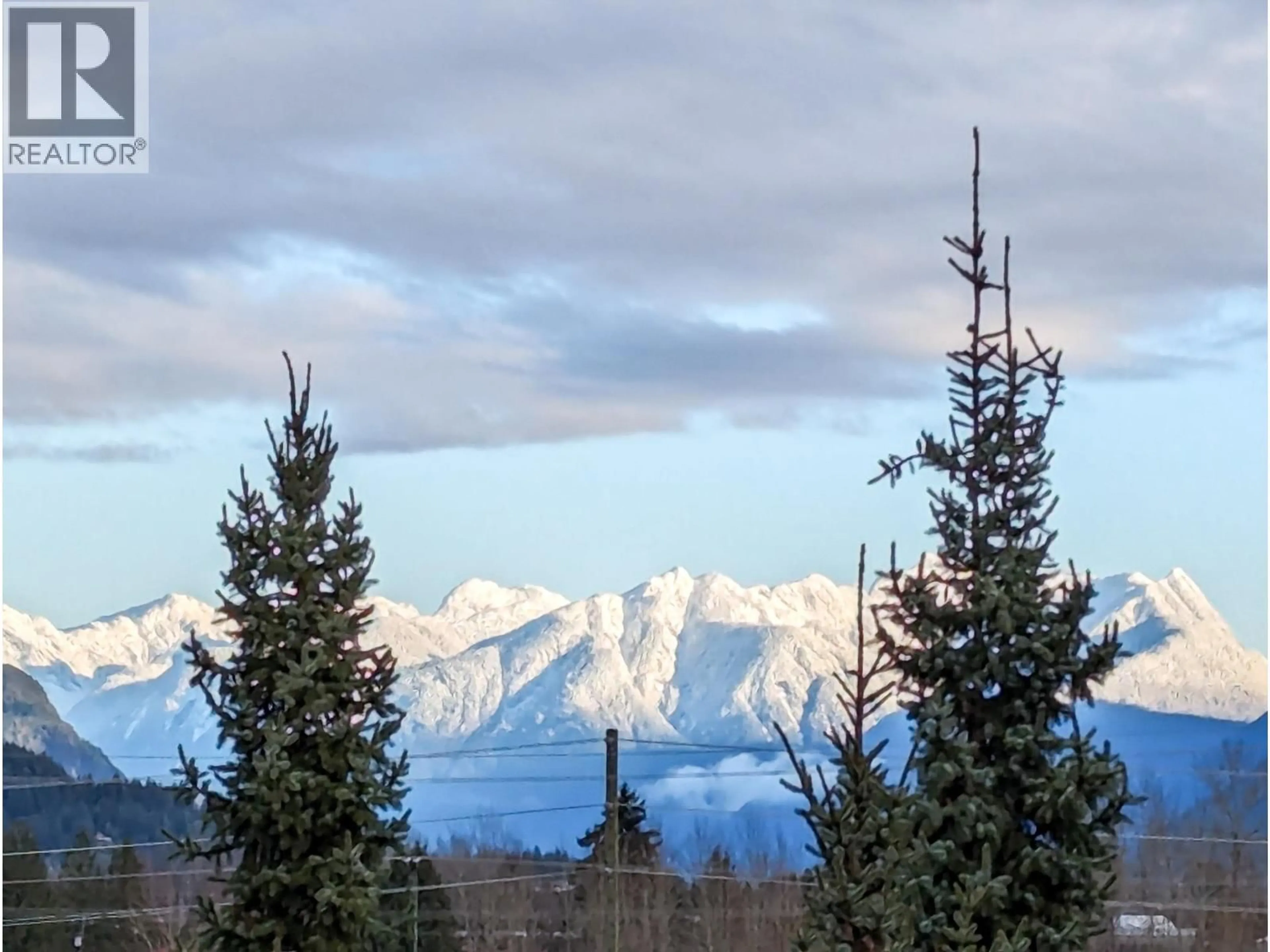 Blurry image for 408 - 19091 MCMYN ROAD, Pitt Meadows British Columbia V3Y2S8