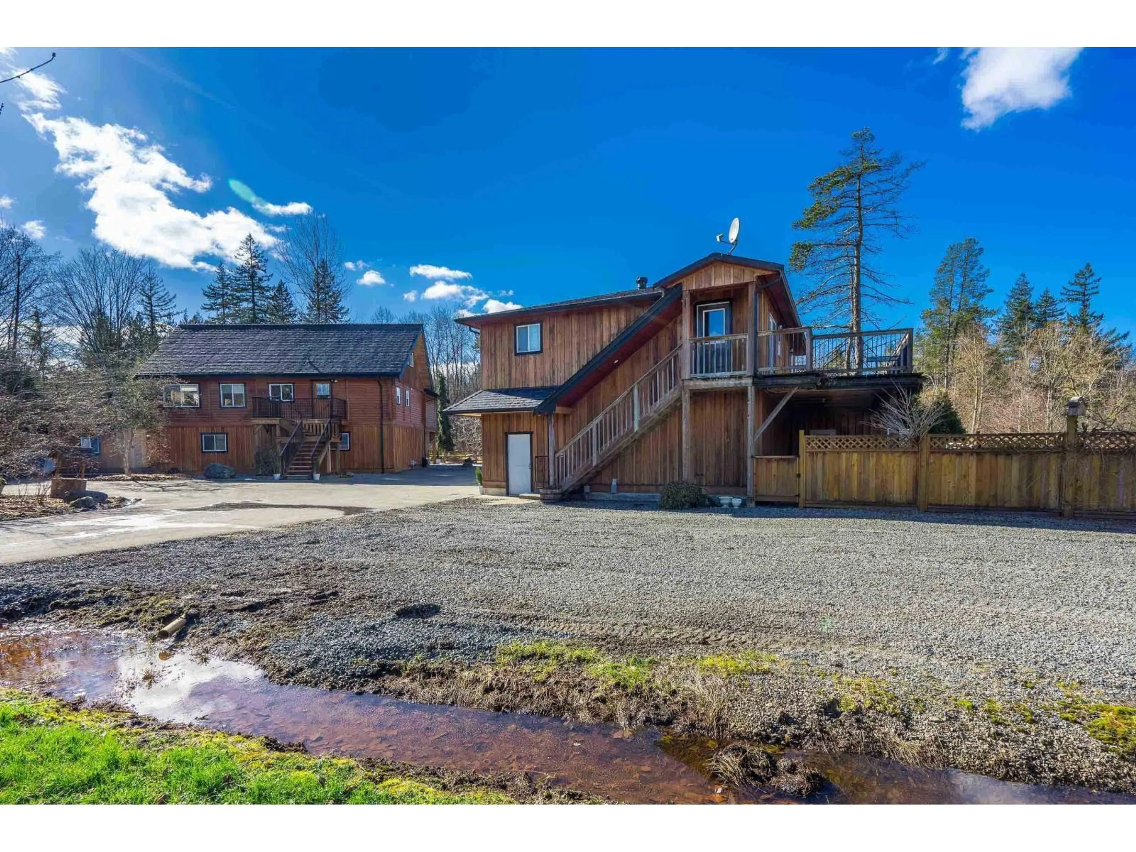 A pic from outside/outdoor area/front of a property/back of a property/a pic from drone, unknown for 7007 264, Langley British Columbia V4W1M8