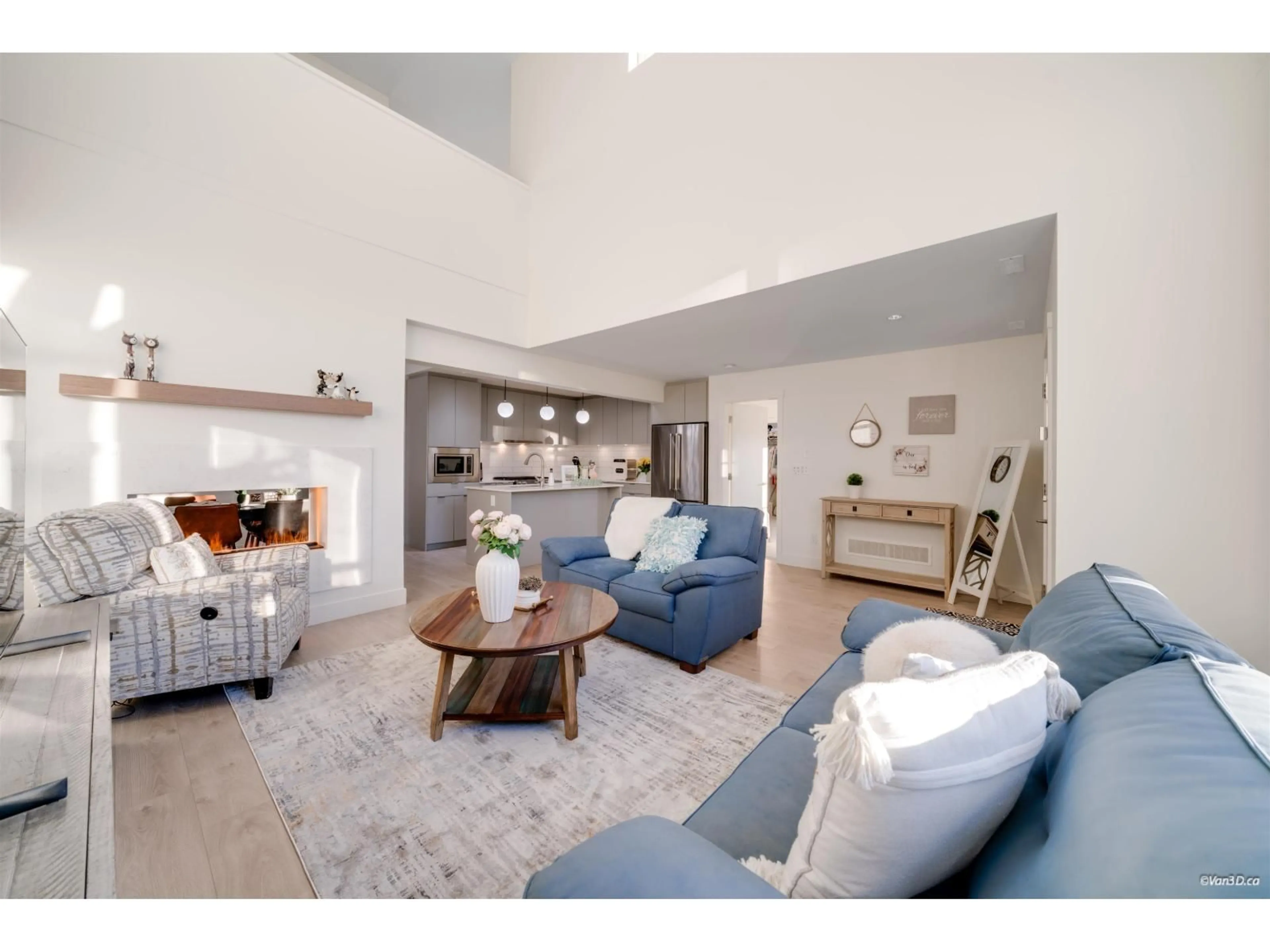Living room with furniture, unknown for 98 - 16561 17A, Surrey British Columbia V3Z1J3