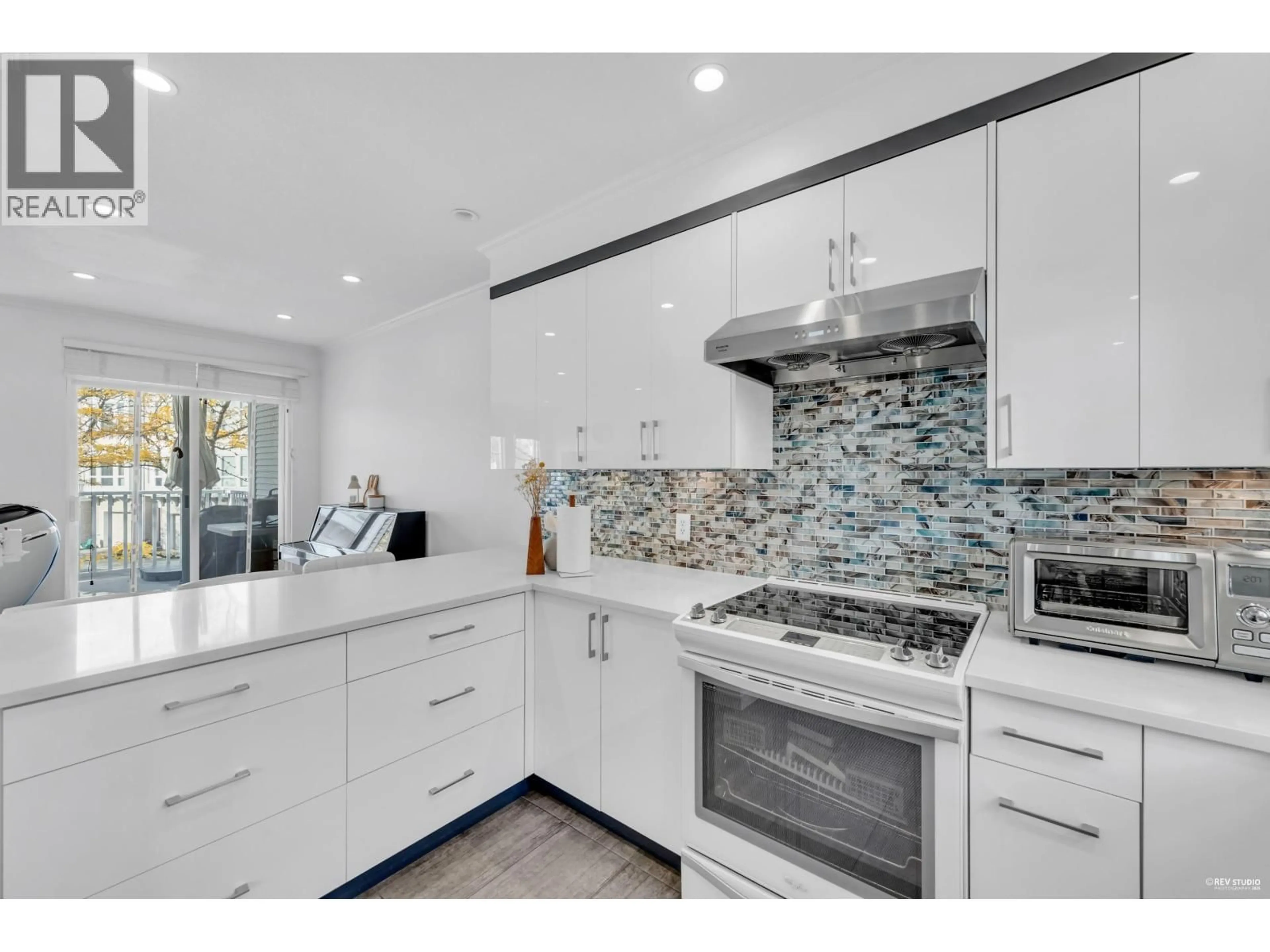 Contemporary kitchen, ceramic/tile floor for 11 - 12331 MCNEELY DRIVE, Richmond British Columbia V6V2S3
