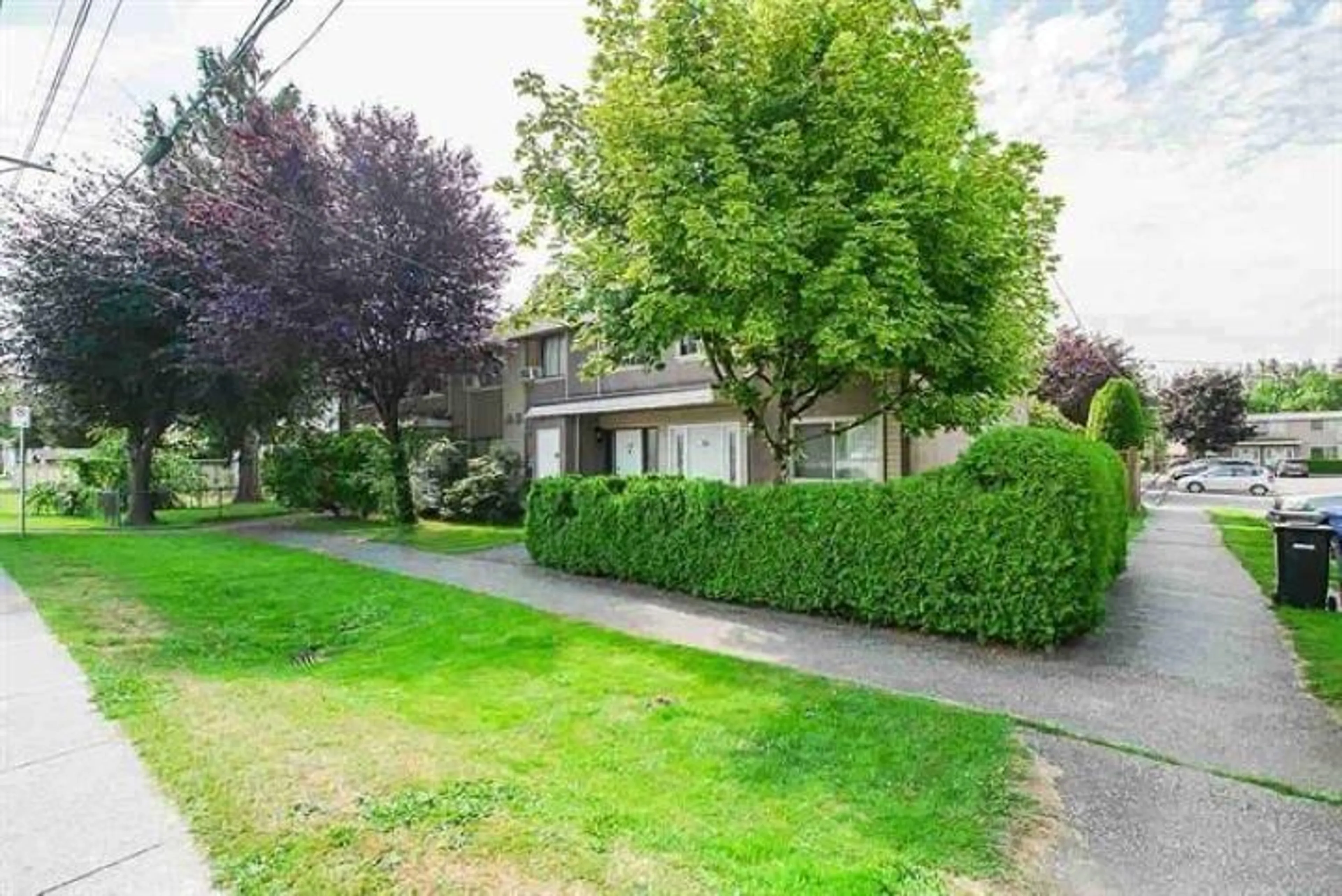 A pic from outside/outdoor area/front of a property/back of a property/a pic from drone, street for 36 - 27090 32, Langley British Columbia V4W3T7