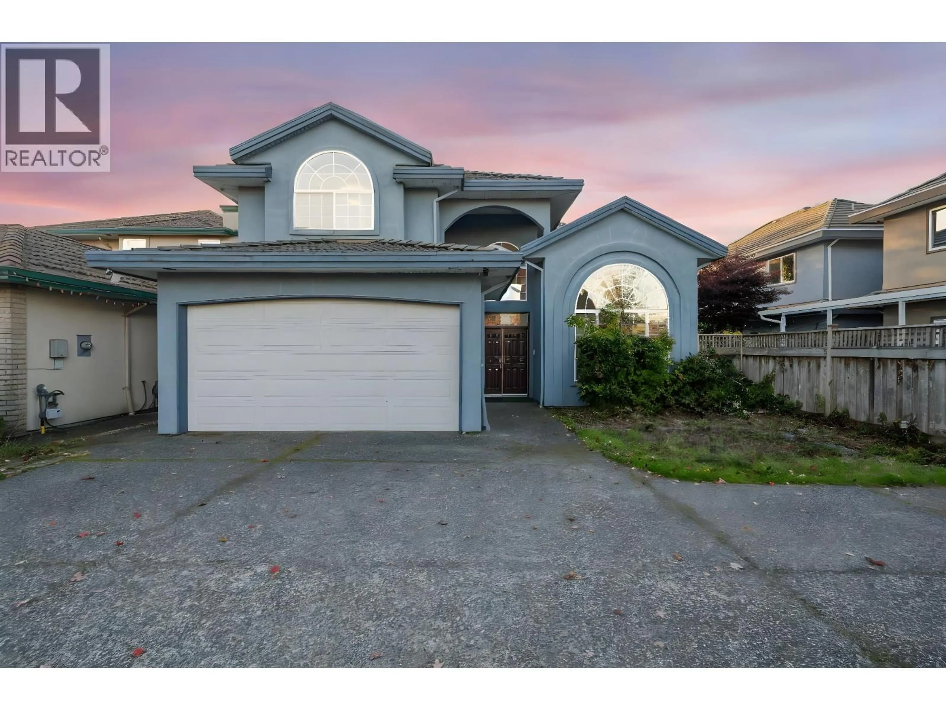 A pic from outside/outdoor area/front of a property/back of a property/a pic from drone, street for 11851 RAILWAY AVENUE, Richmond British Columbia V7E6N9
