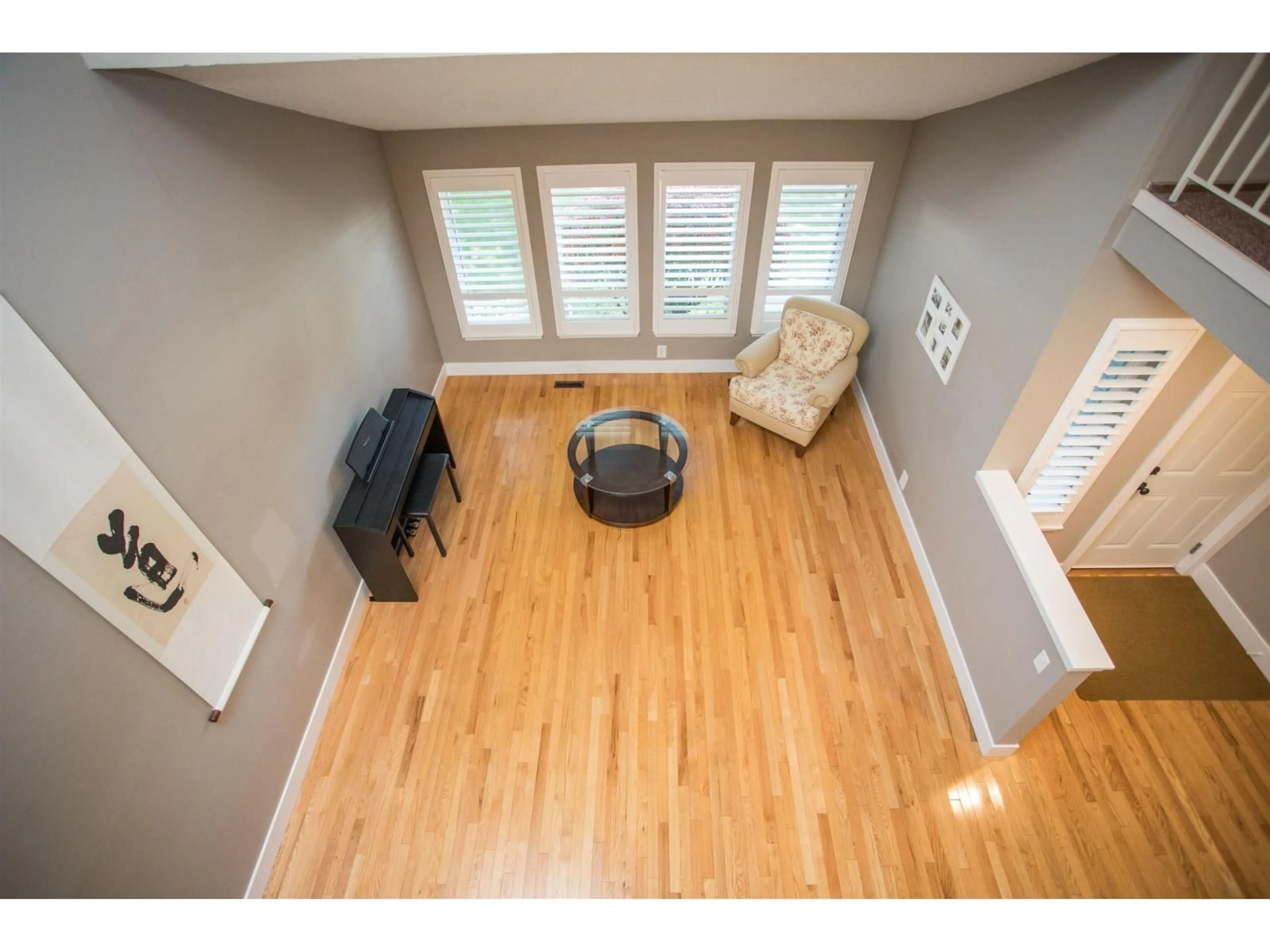 Unknown for 1754 142, Surrey British Columbia V4A5G7