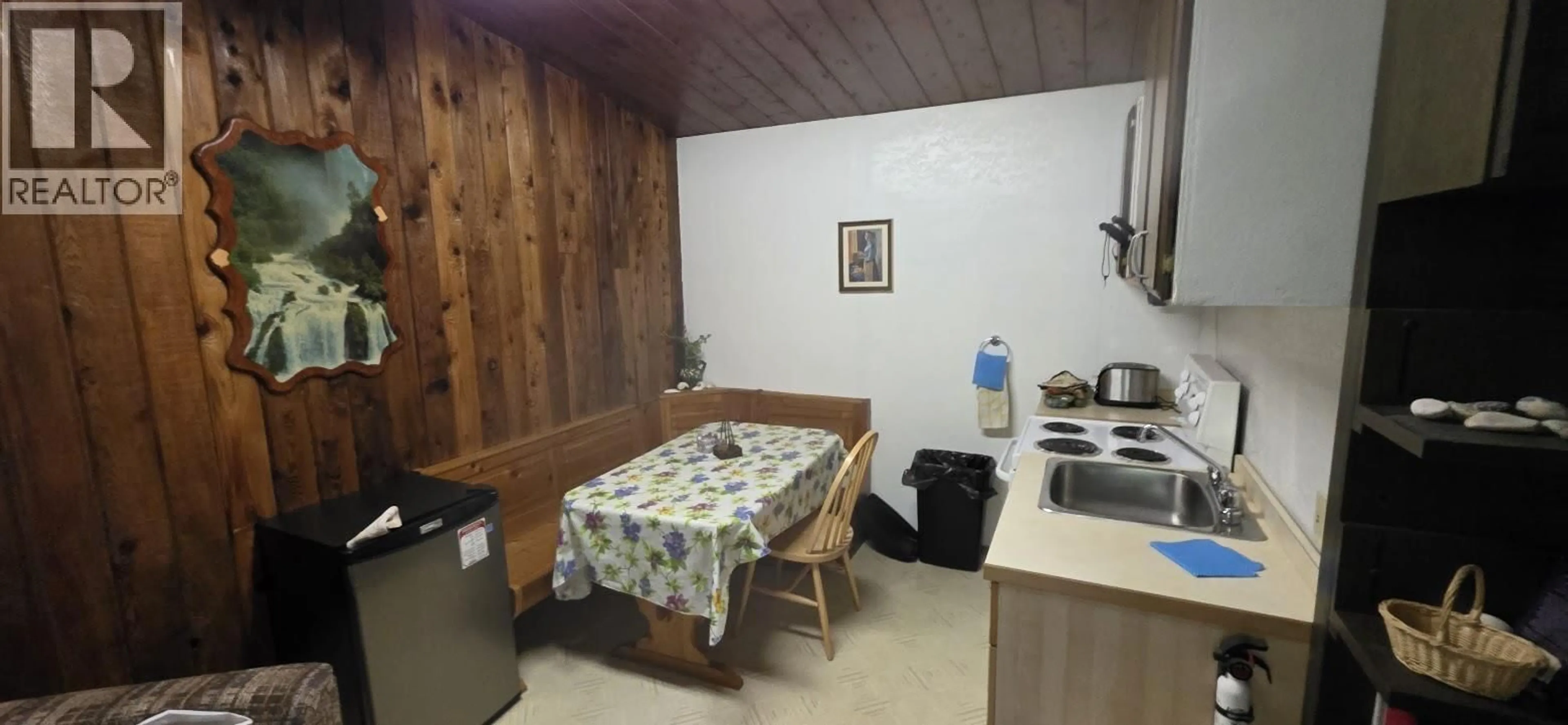Standard kitchen, unknown for 4 NEWCOMBE AVENUE, Port Clements British Columbia V0T1R0