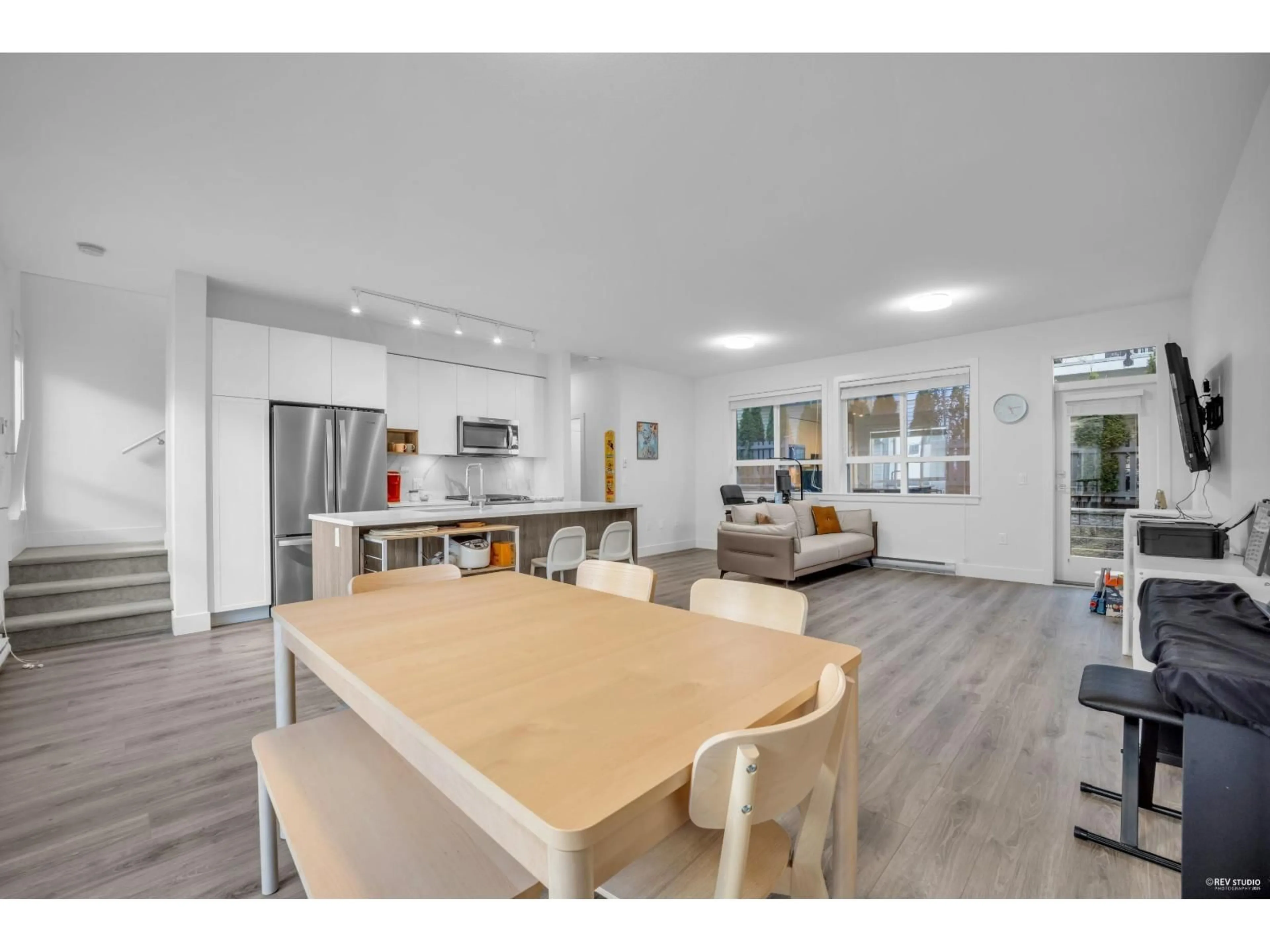 Open concept kitchen, unknown for 103 - 9688 162A, Surrey British Columbia V4N6V3