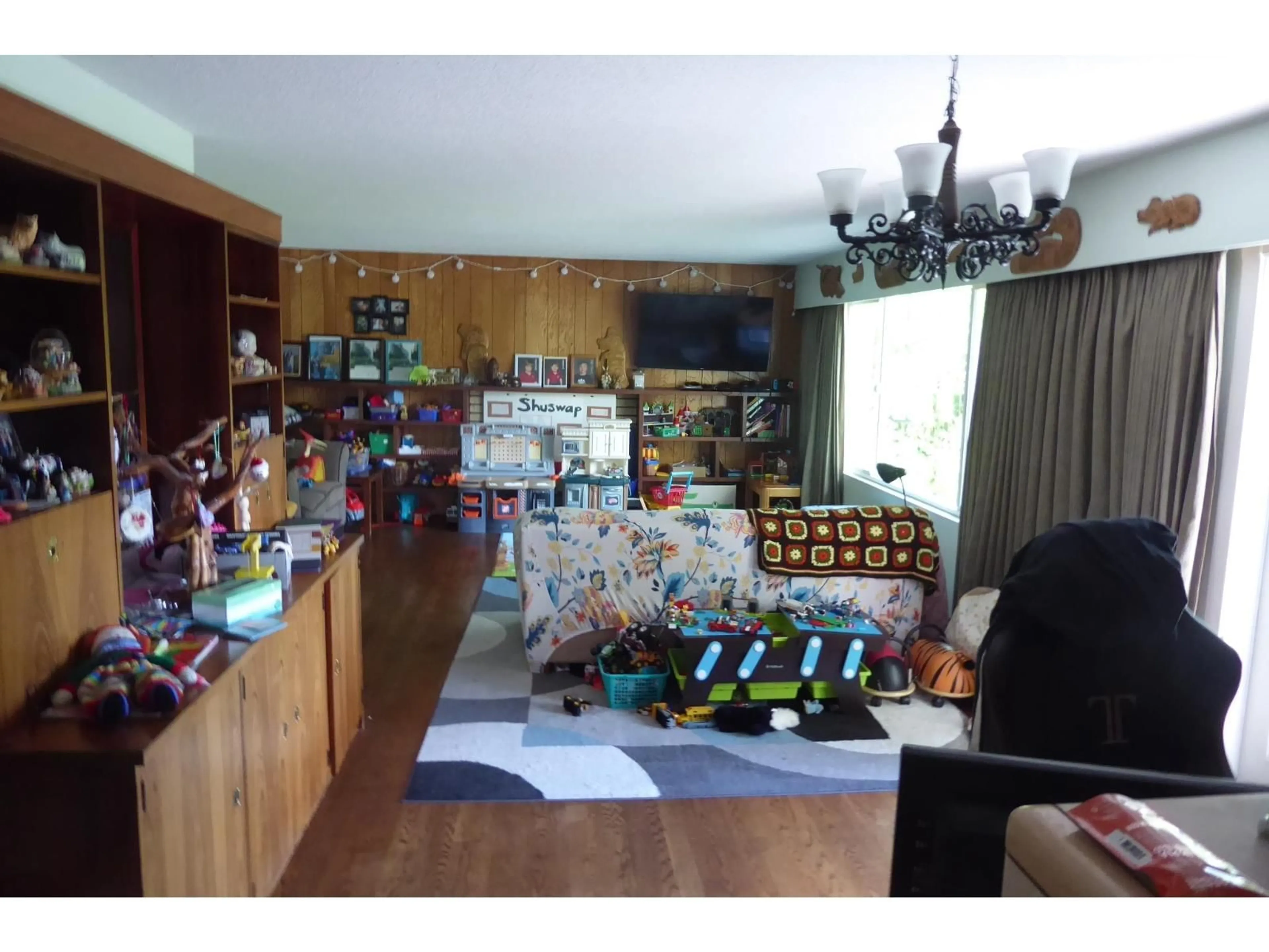 A pic of a room for 5471 184, Surrey British Columbia V3S1E1