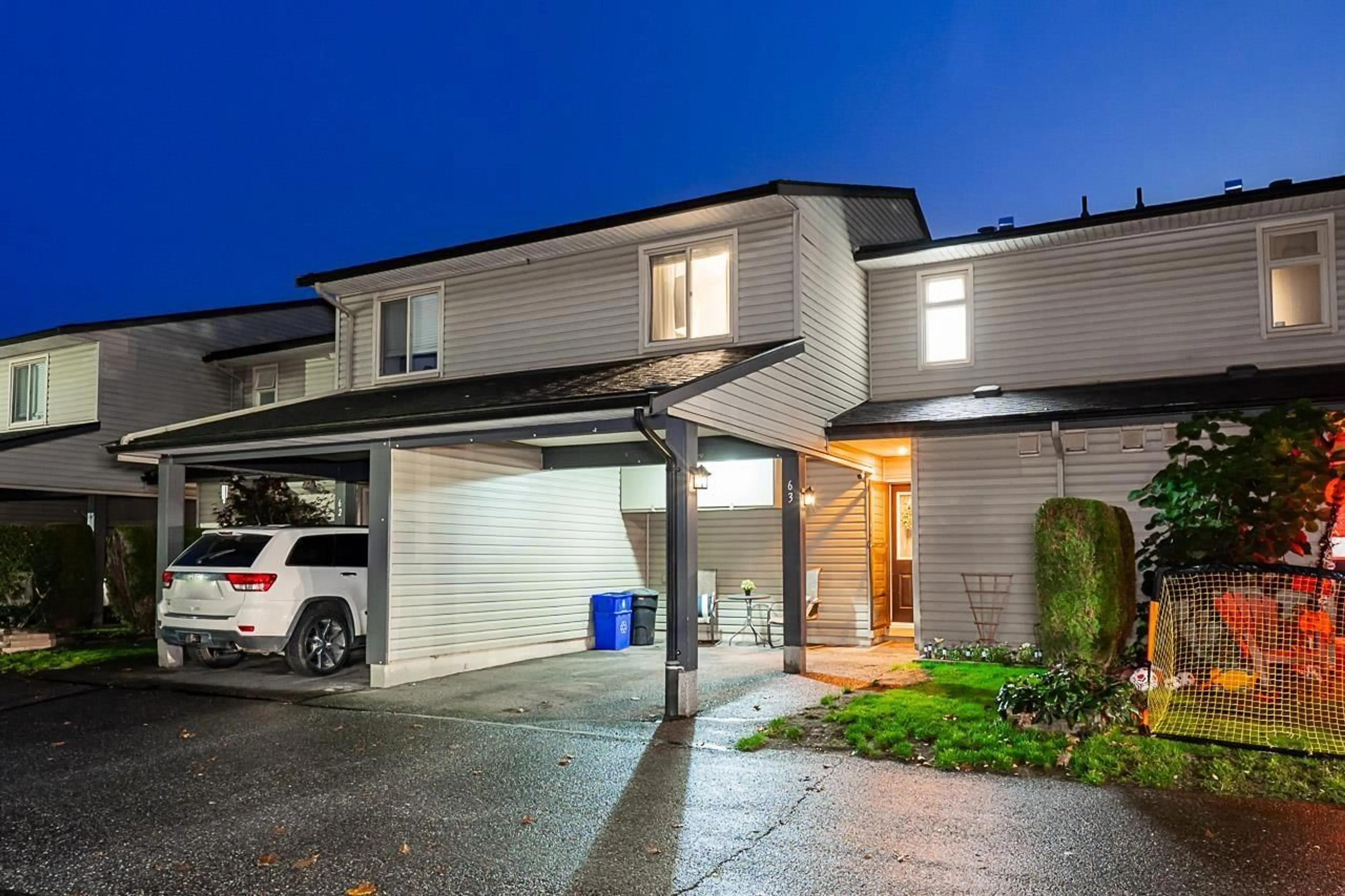 Indoor garage for 63 - 27456 32, Langley British Columbia V4W3P3