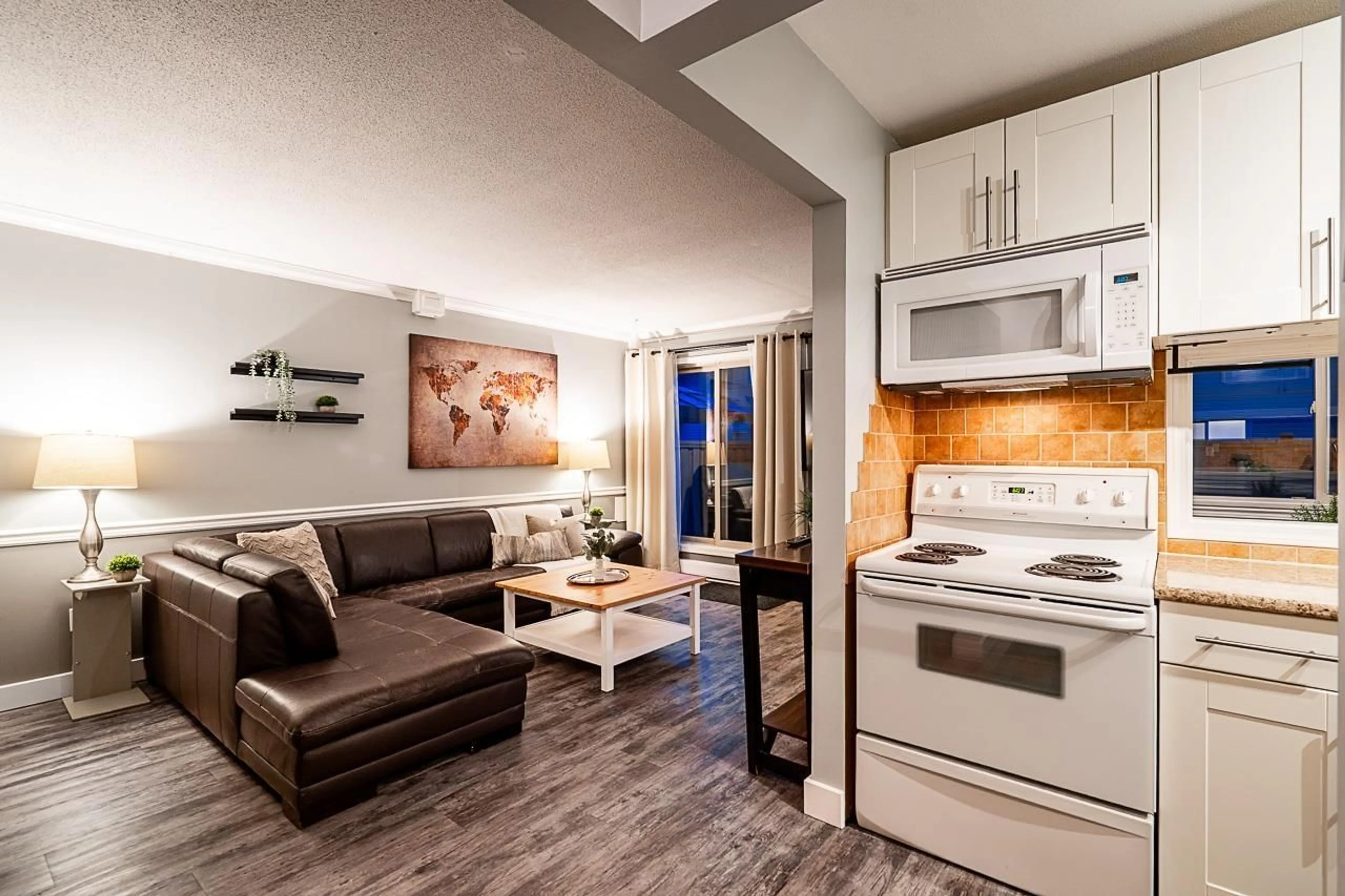 Open concept kitchen, unknown for 63 - 27456 32, Langley British Columbia V4W3P3