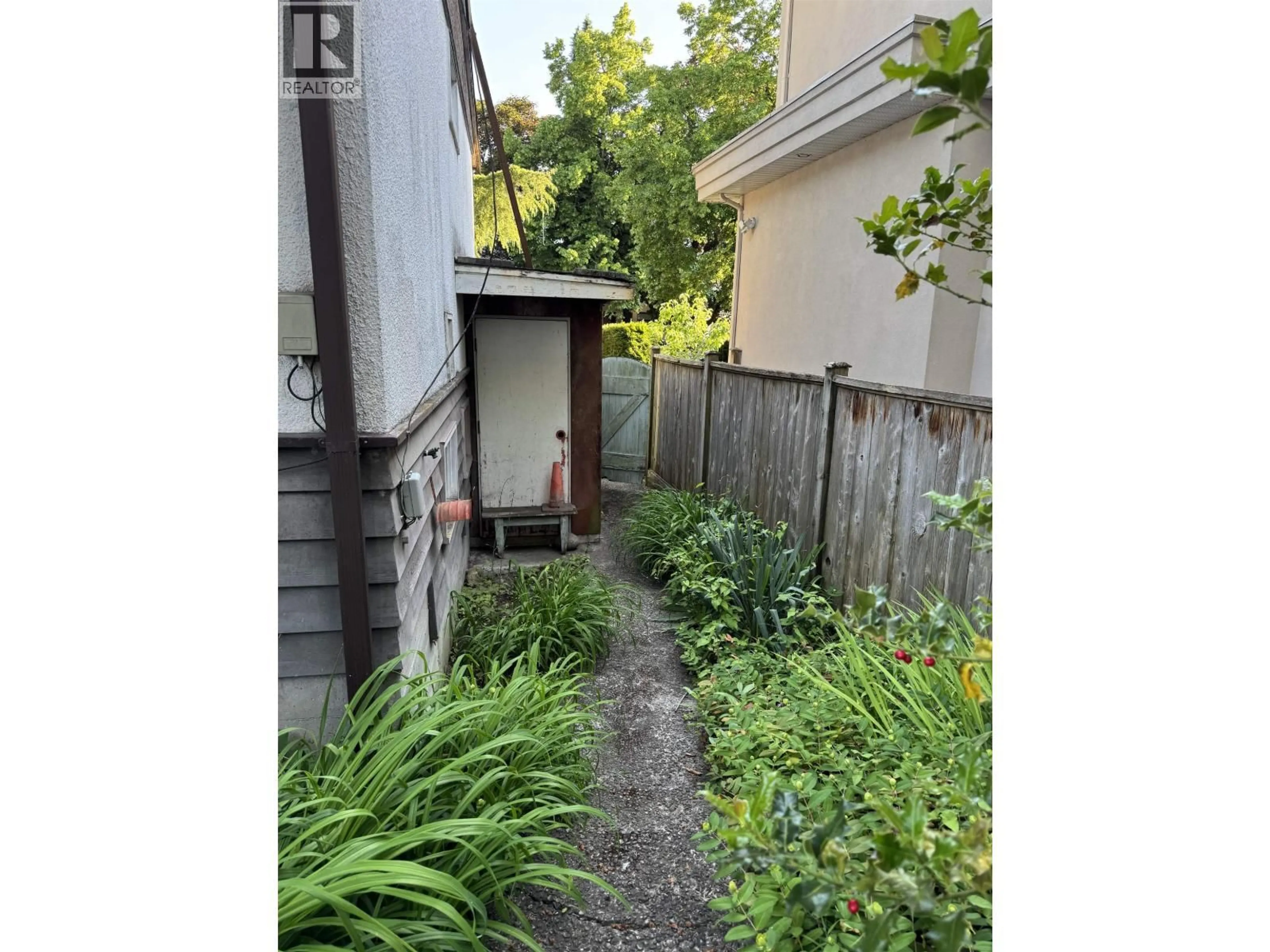 Unknown for 2511 UPLAND DRIVE, Vancouver British Columbia V5S2B6