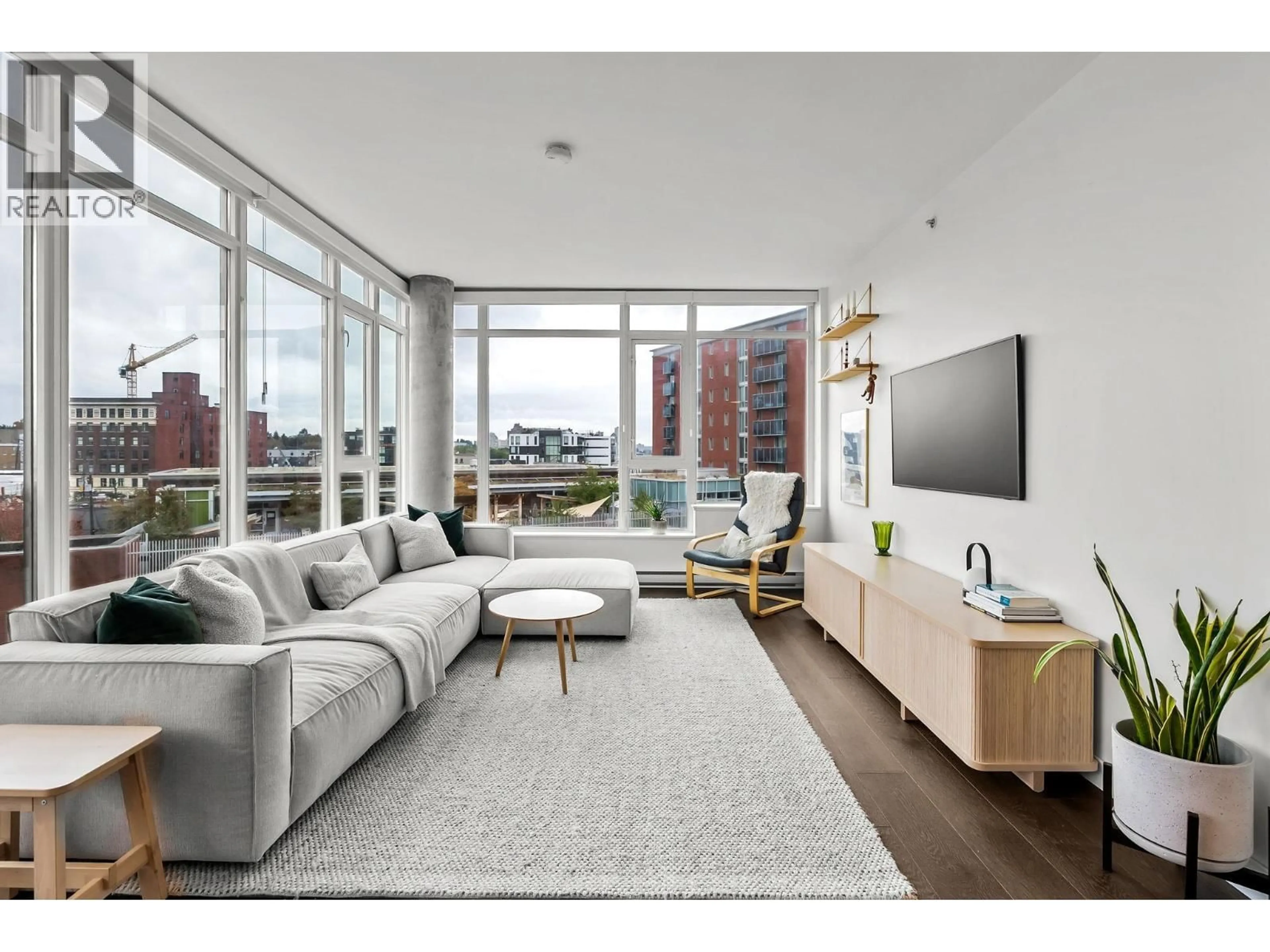 Living room with furniture, unknown for 709 - 2321 SCOTIA STREET, Vancouver British Columbia V5T0A8