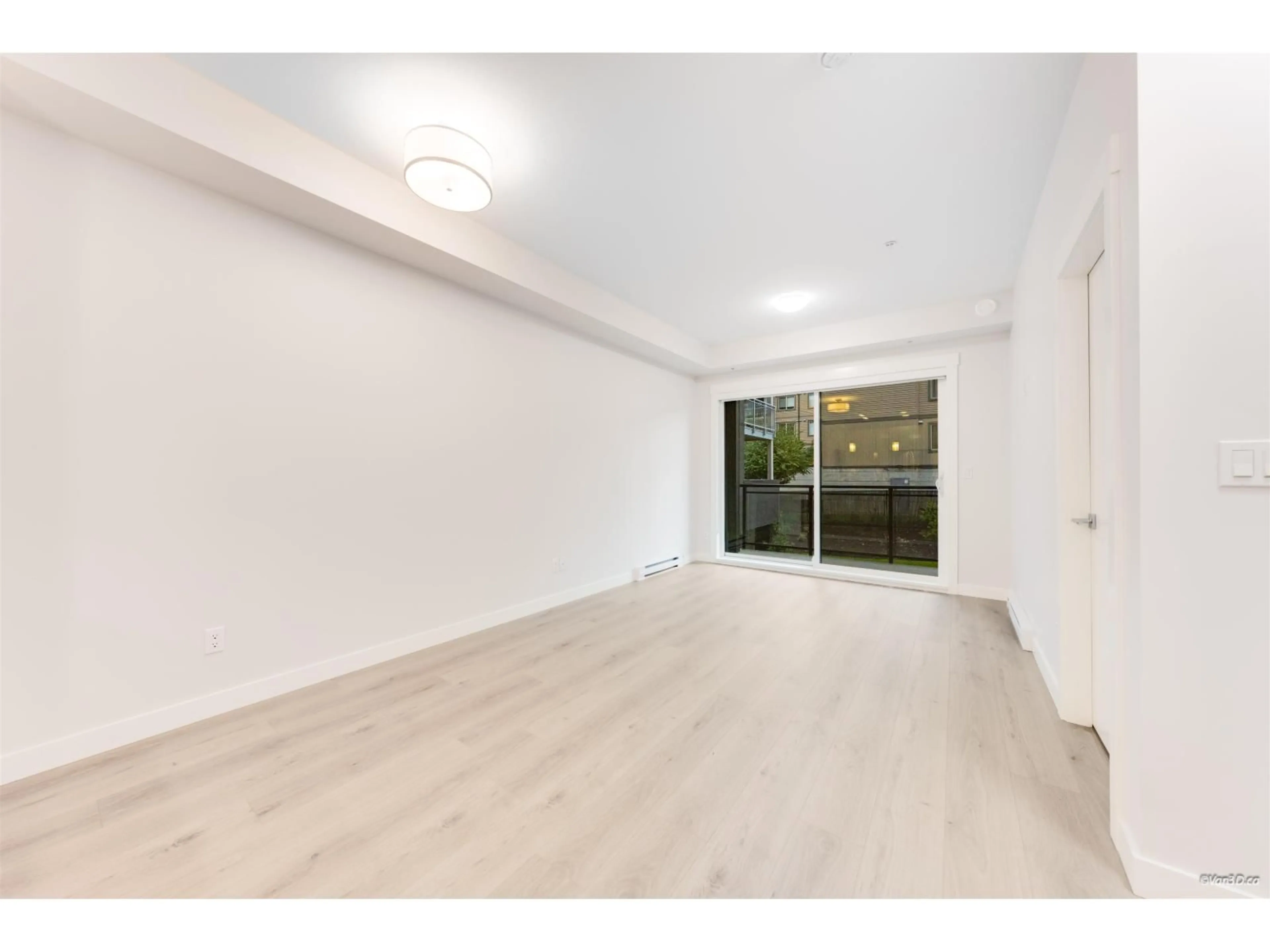 A pic of a room for 213 - 33886 PINE, Abbotsford British Columbia V2S2P3