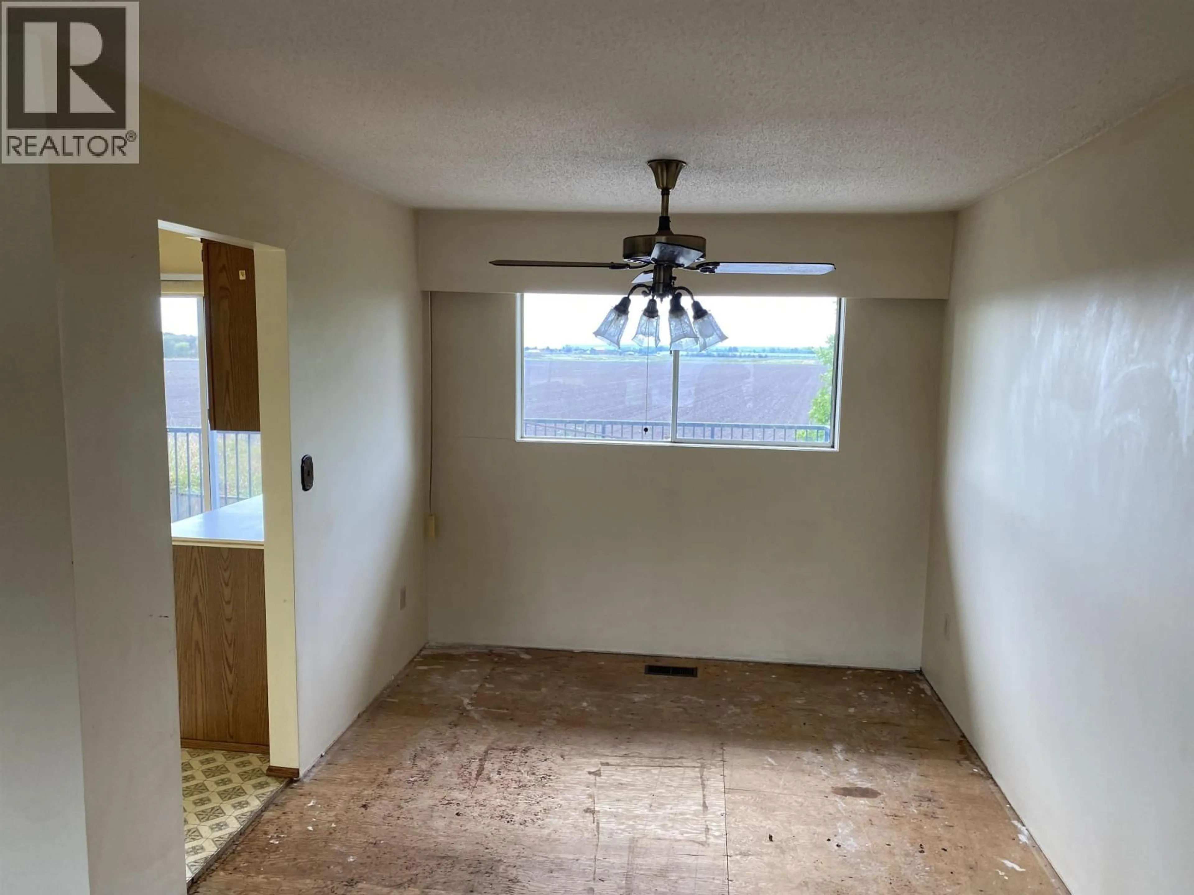 A pic of a room for 5548 44 AVENUE, Delta British Columbia V4K1E1