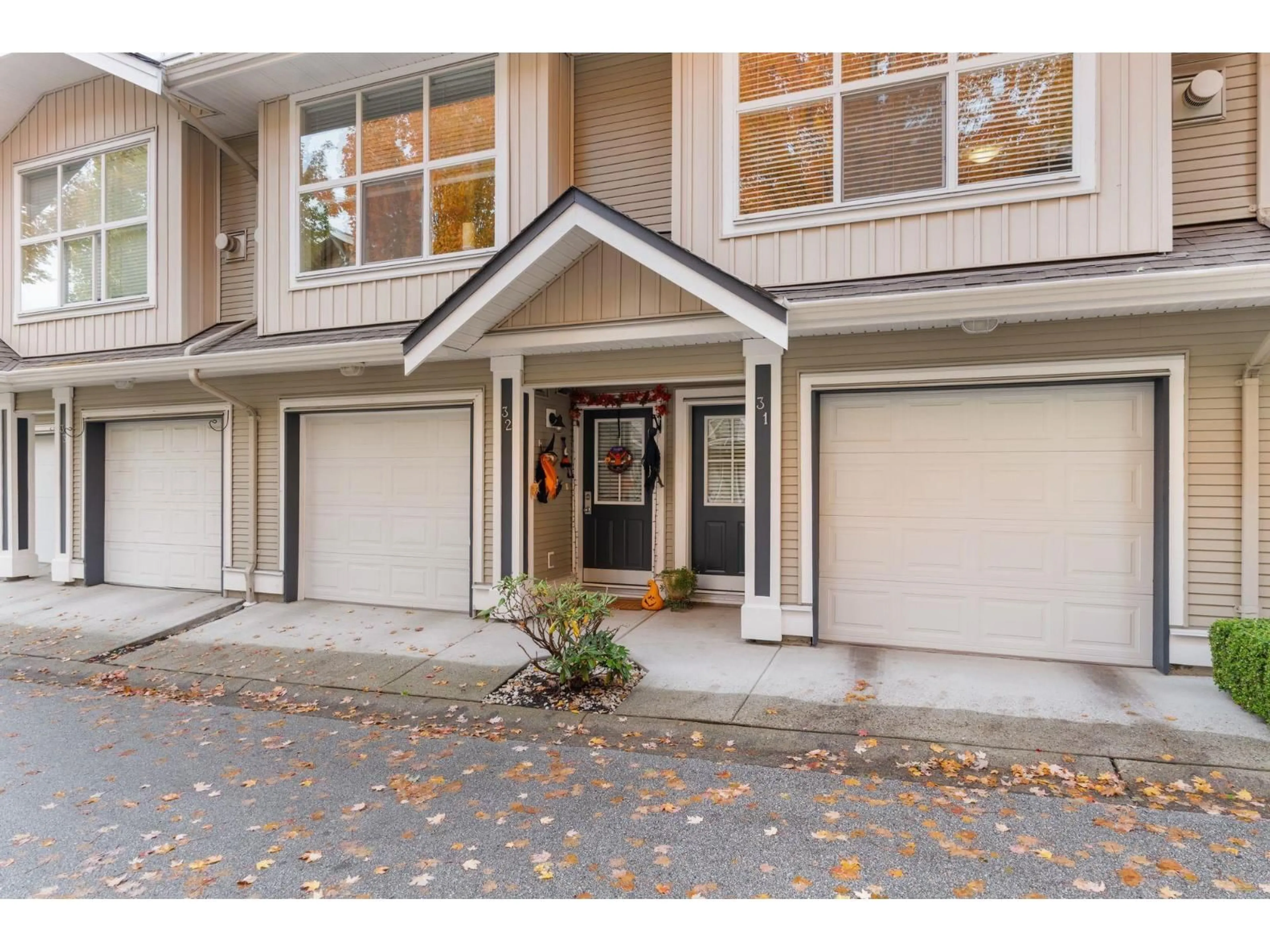 Unknown for 31 - 20460 66, Langley British Columbia V2Y3B6