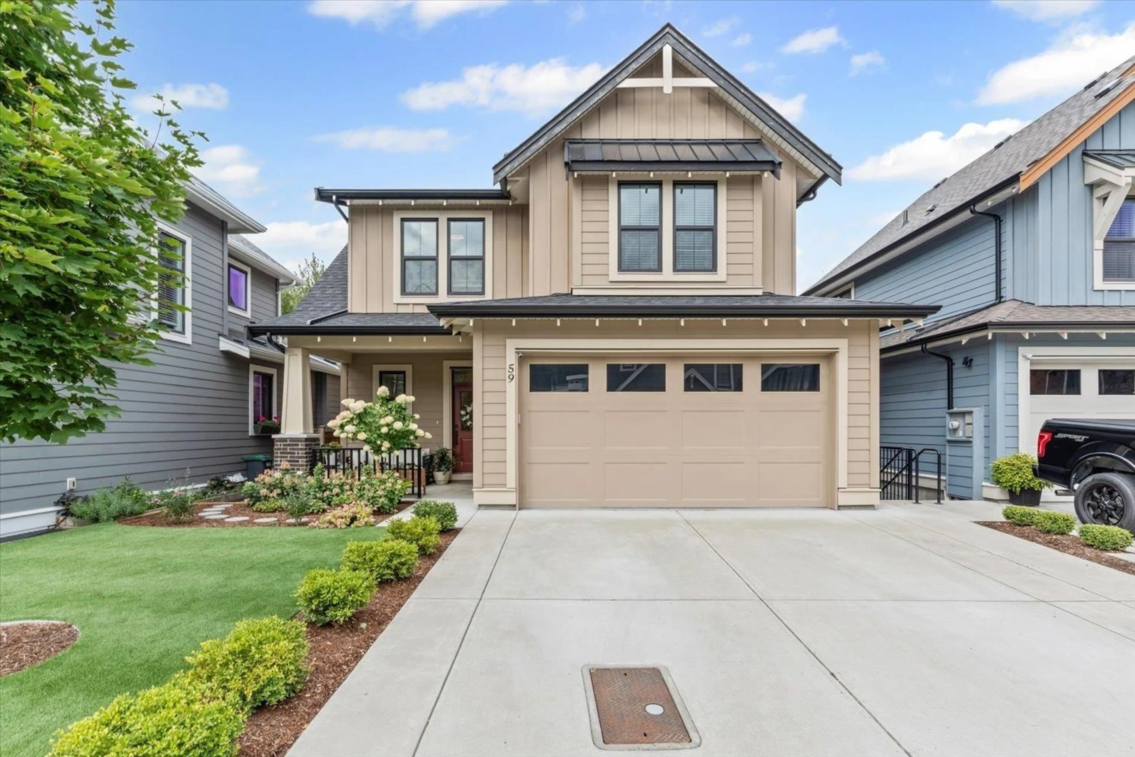 Home with vinyl exterior material, street for 59 - 46211 PROMONTORY ROAD, Chilliwack British Columbia V2R0E5