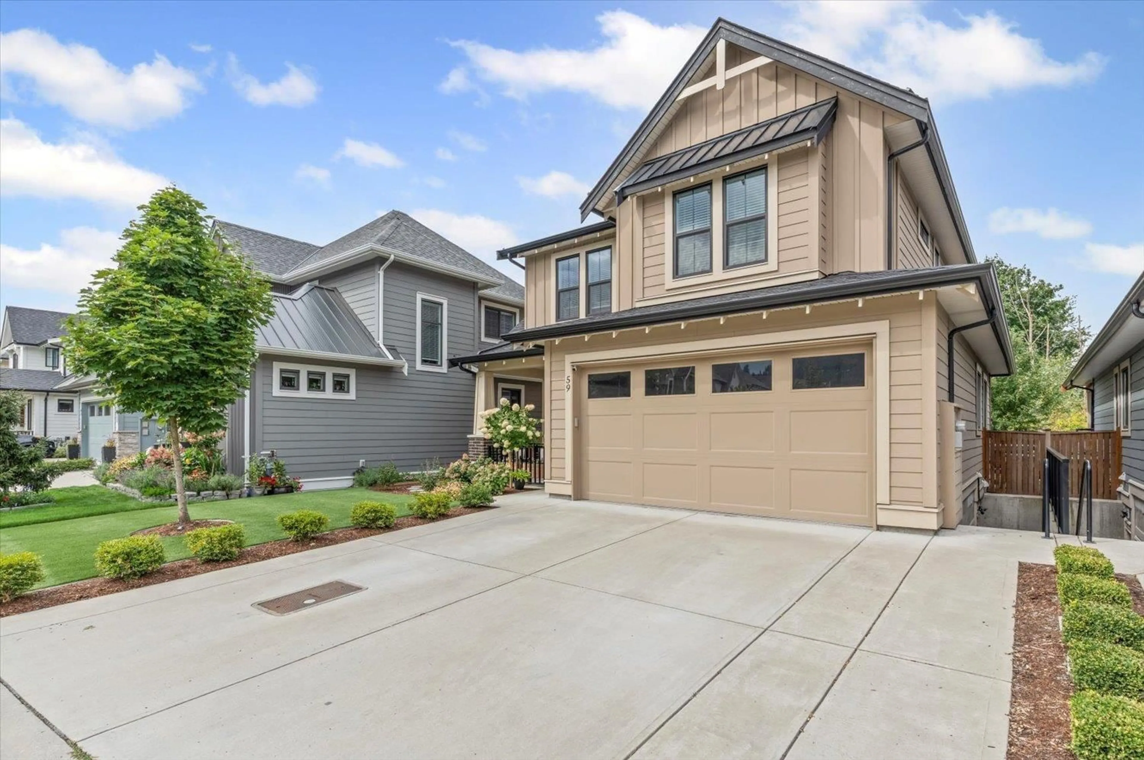 Home with vinyl exterior material, street for 59 - 46211 PROMONTORY ROAD, Chilliwack British Columbia V2R0E5