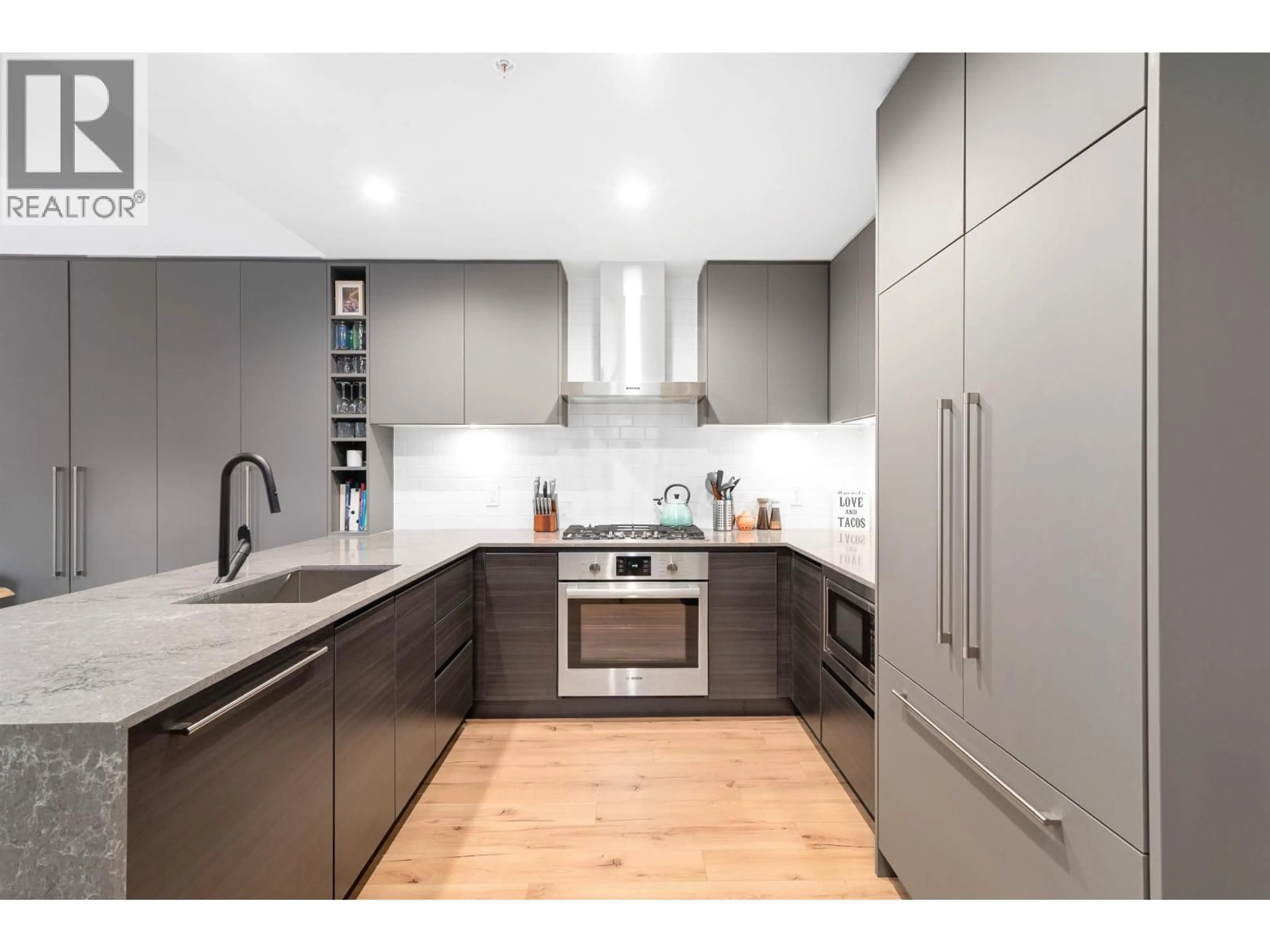 Unknown for 237 - 55 KLAHANIE DRIVE, Port Moody British Columbia V3H0M9