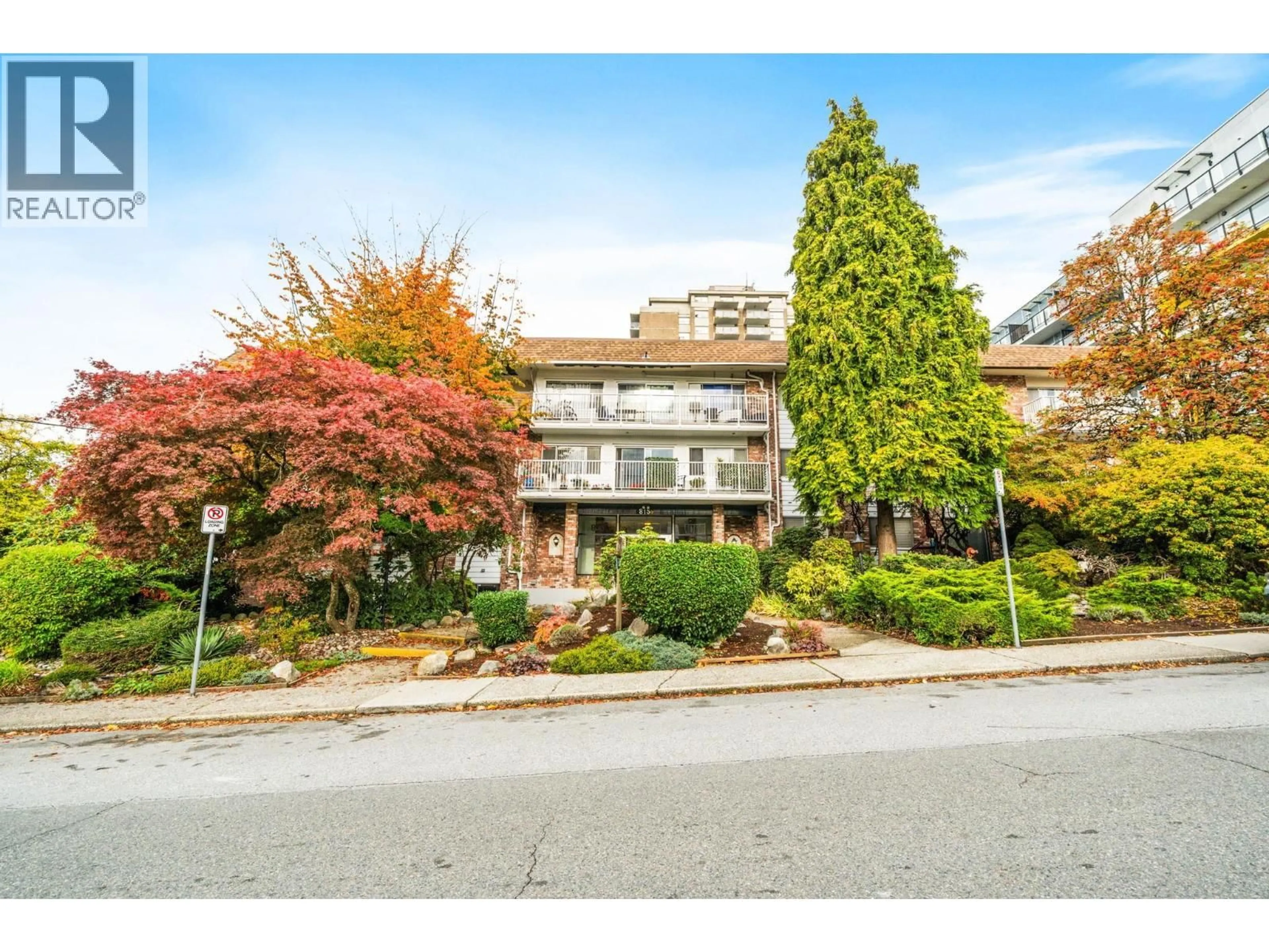 Unknown for 202 - 815 FOURTH AVENUE, New Westminster British Columbia V3M1S8